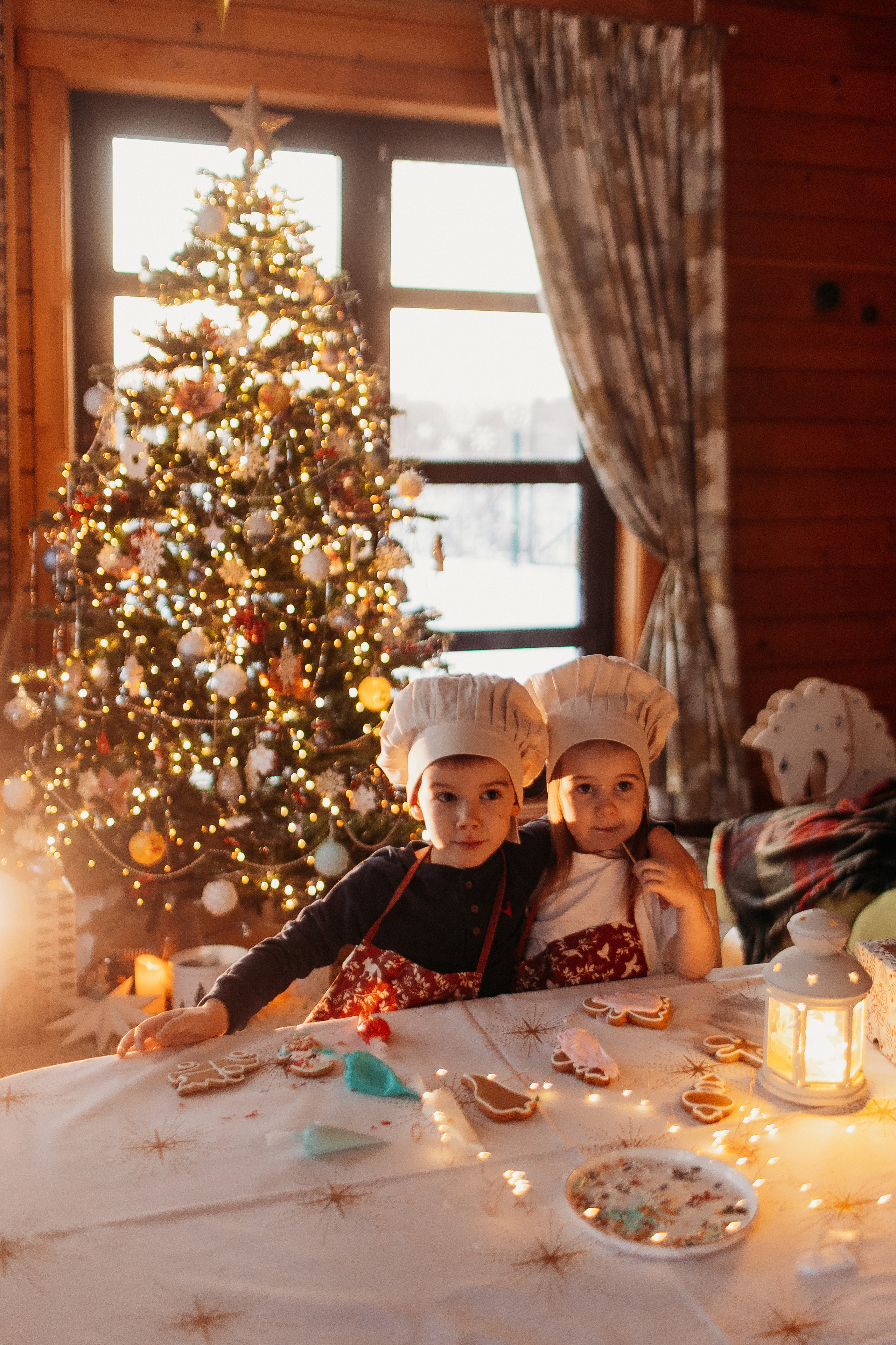 Тёплый новый год. Семейный фотограф Тюмень, фотограф на роды Салмина Мария