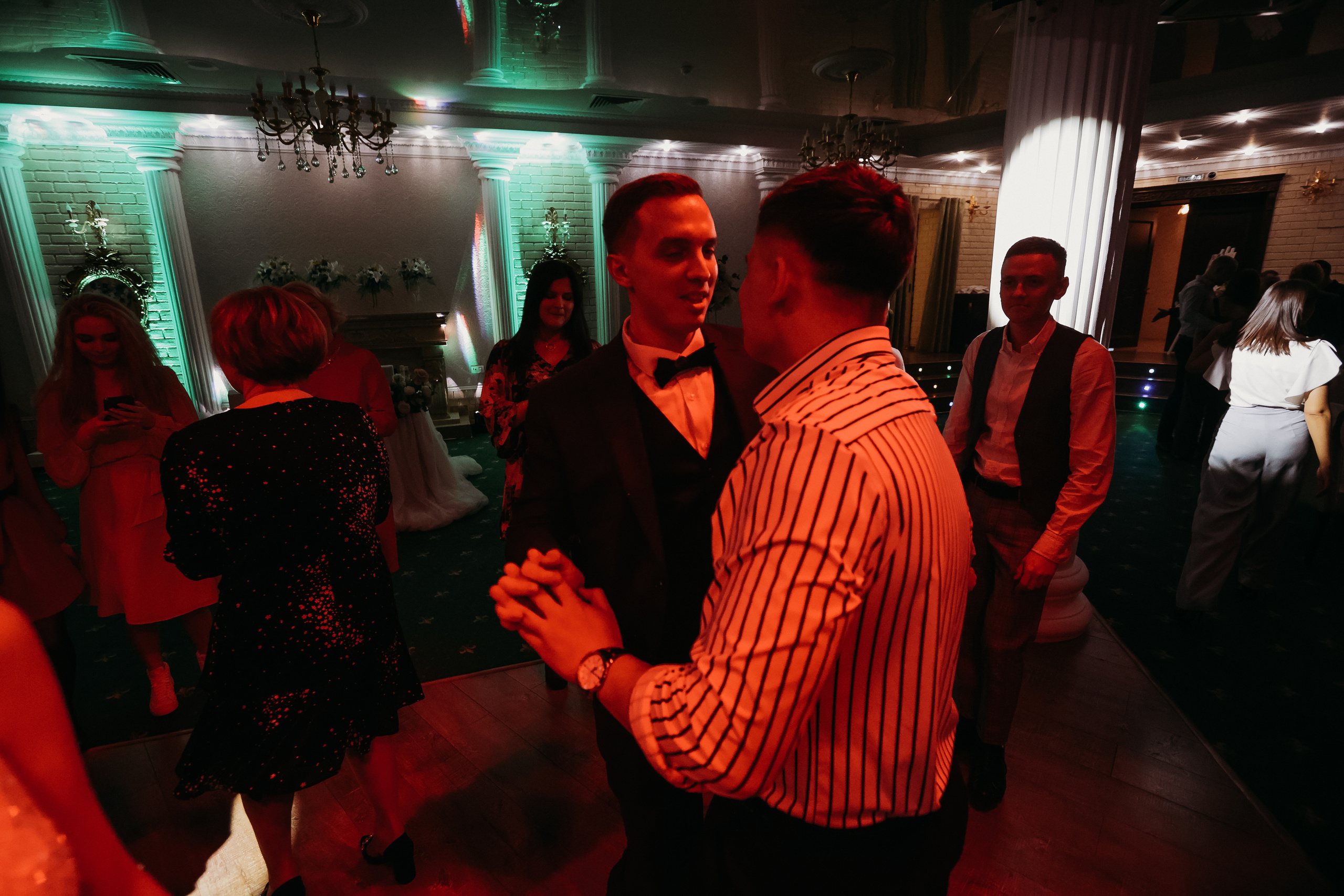 Банкет. Семейный фотограф Тюмень, фотограф на роды Салмина Мария