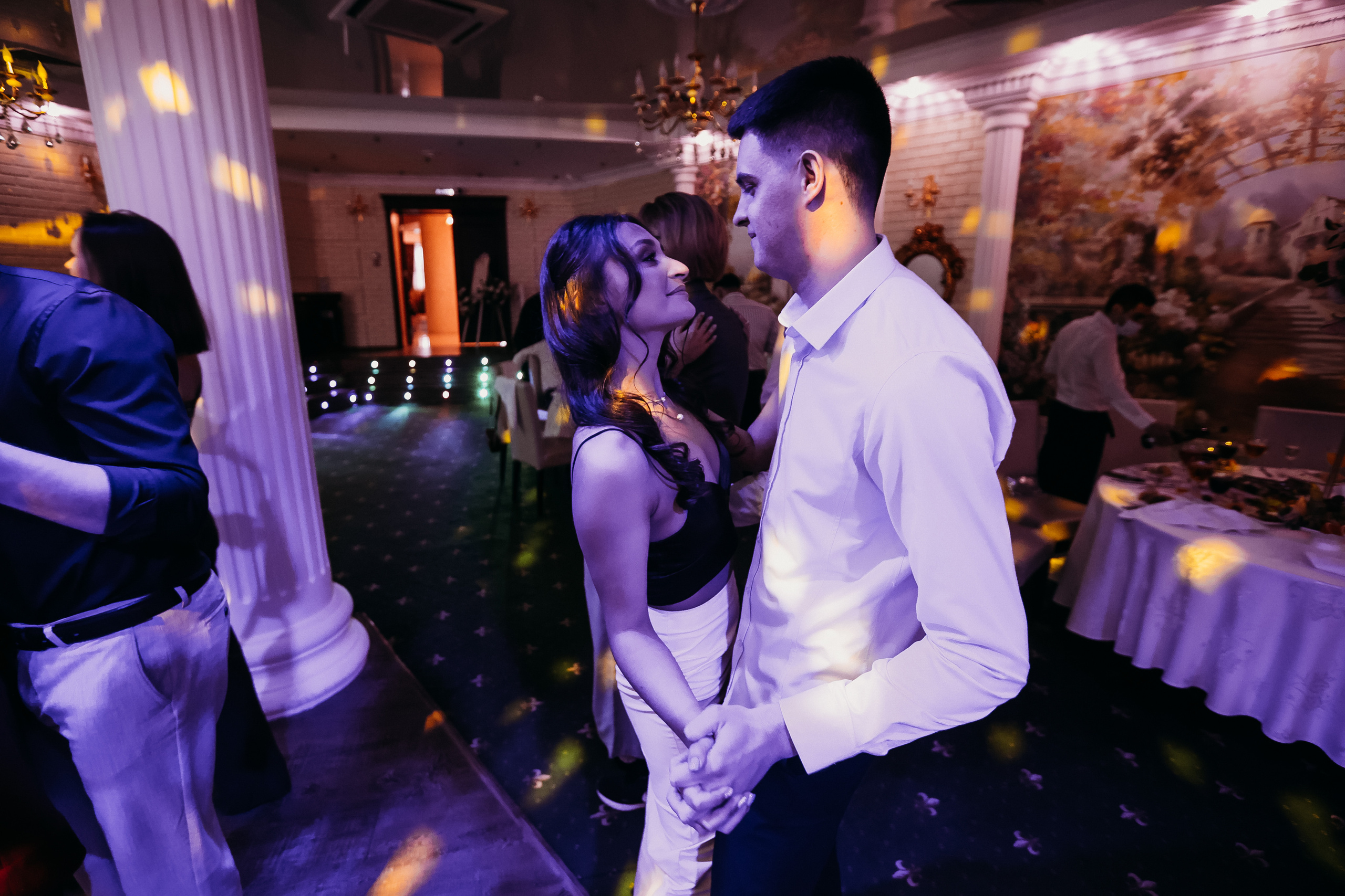 Банкет. Семейный фотограф Тюмень, фотограф на роды Салмина Мария