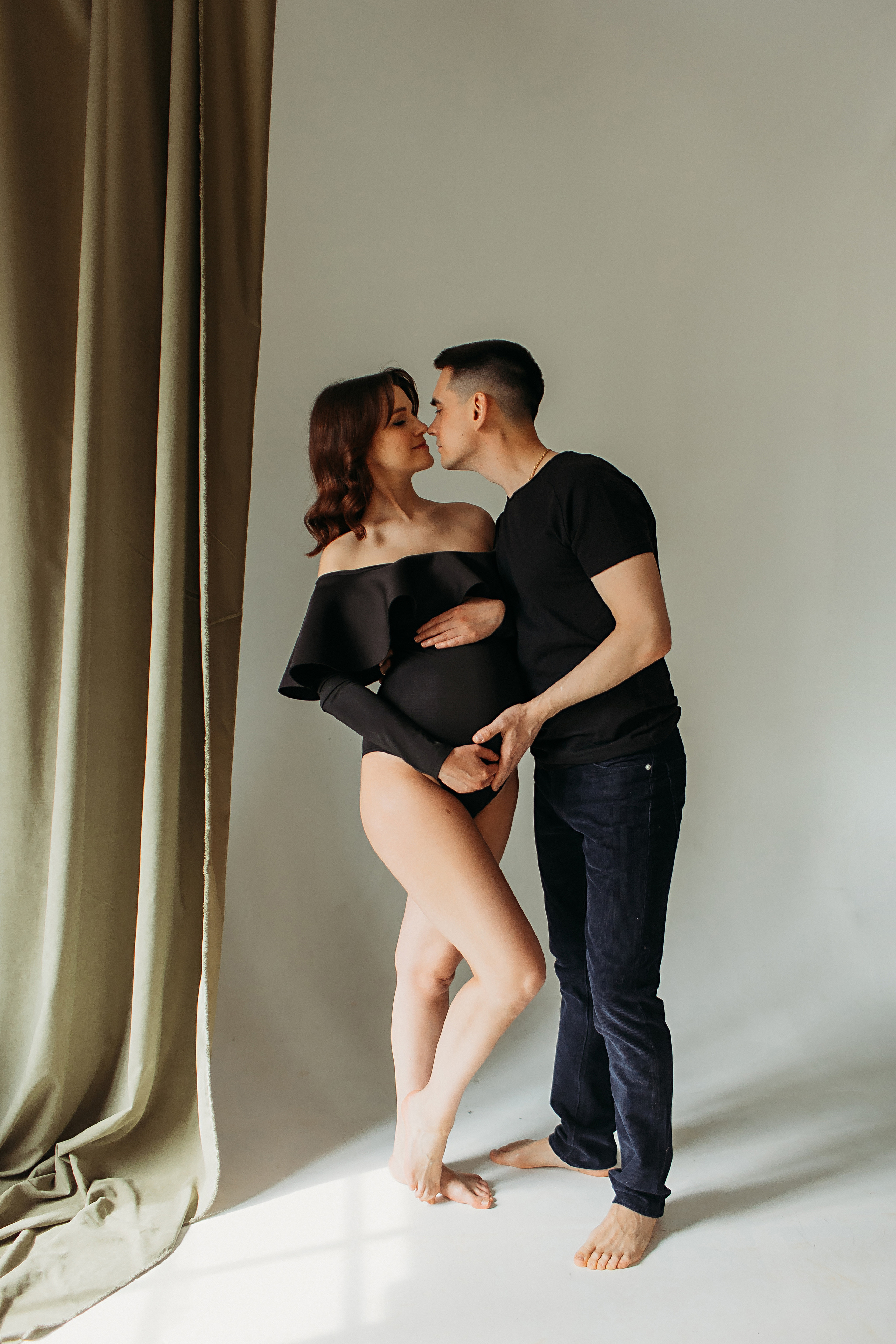 Фататум, малый зал. Семейный фотограф Тюмень, фотограф на роды Салмина Мария