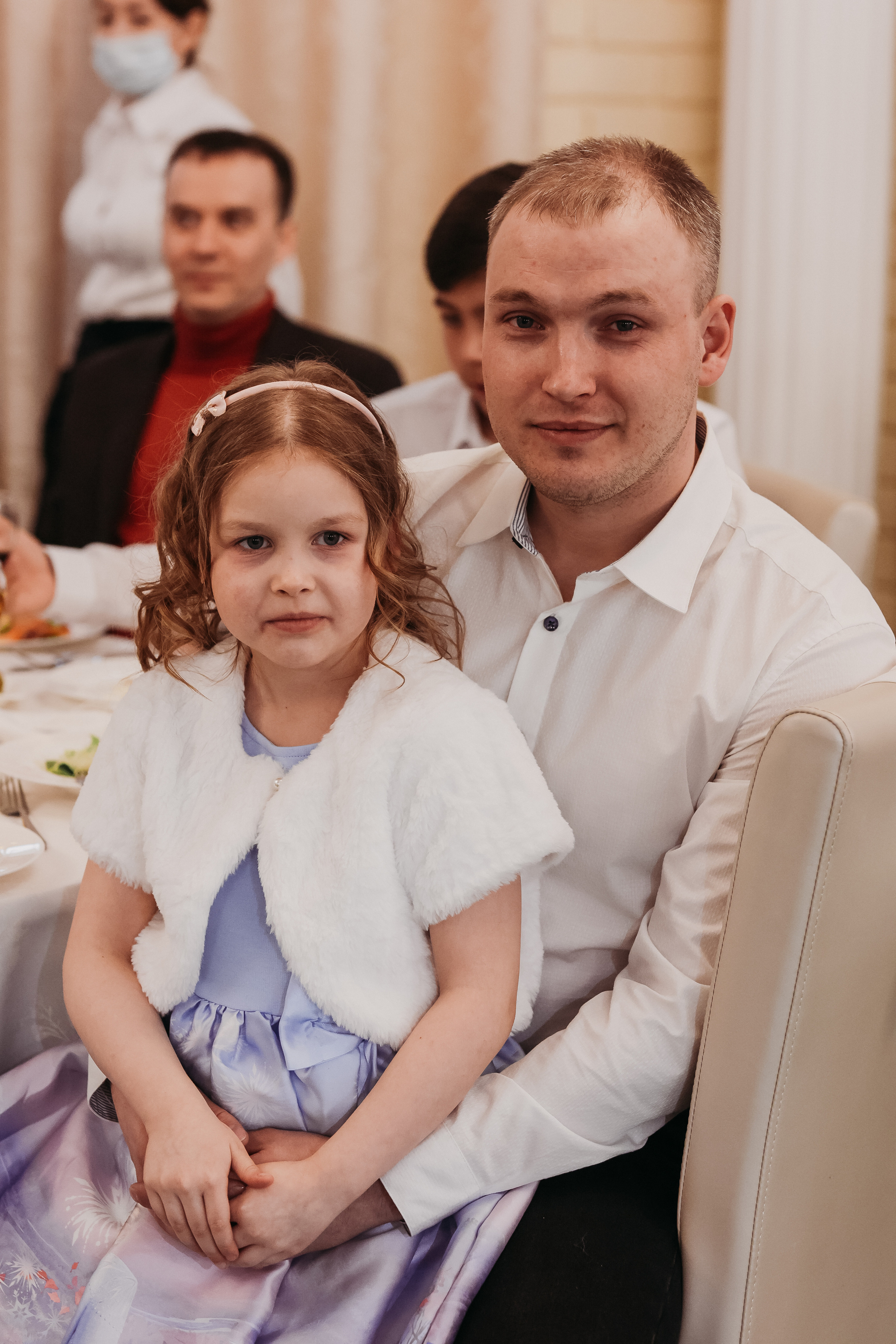 Банкет. Семейный фотограф Тюмень, фотограф на роды Салмина Мария