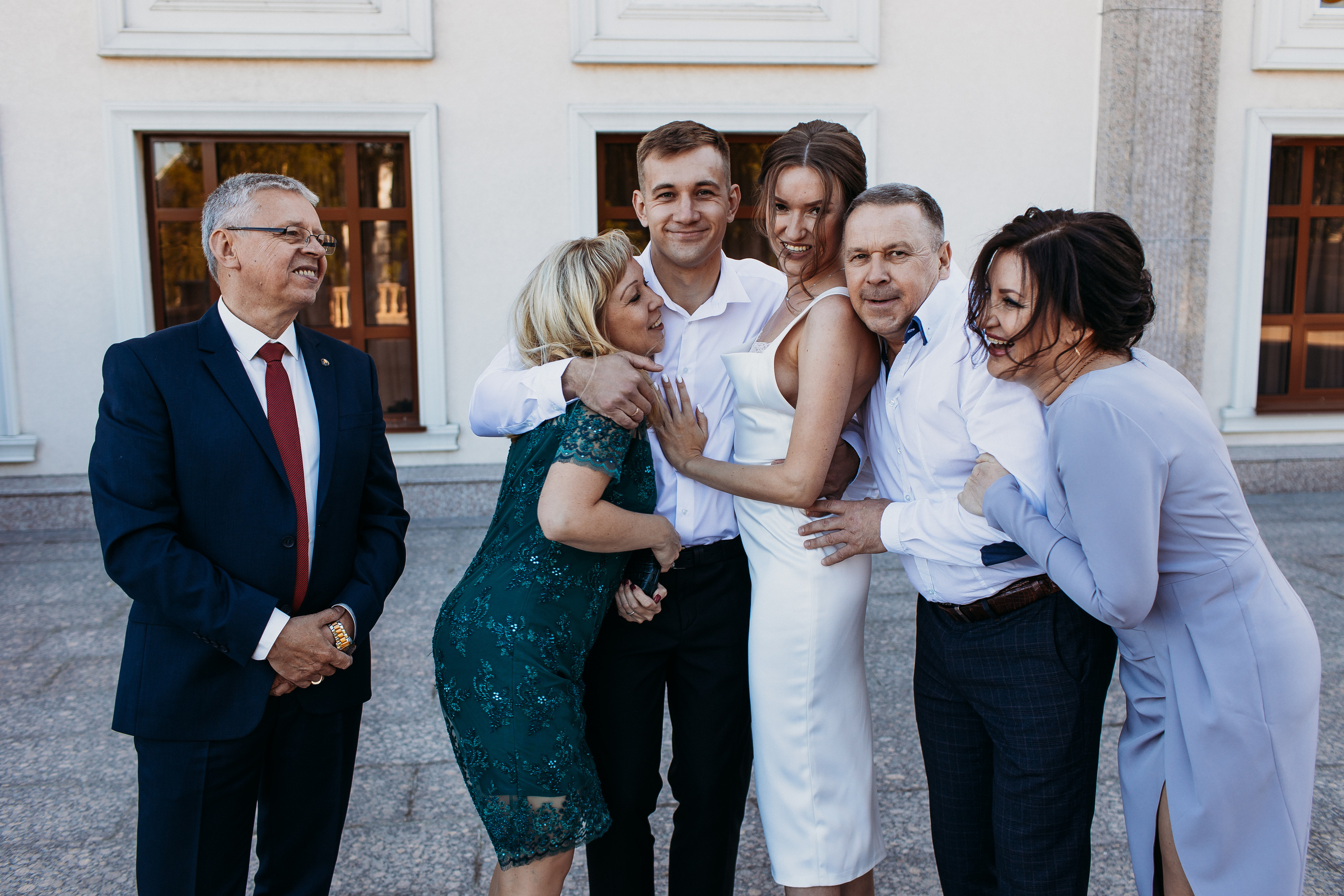 ЗАГС Малыгина. Семейный фотограф Тюмень, фотограф на роды Салмина Мария