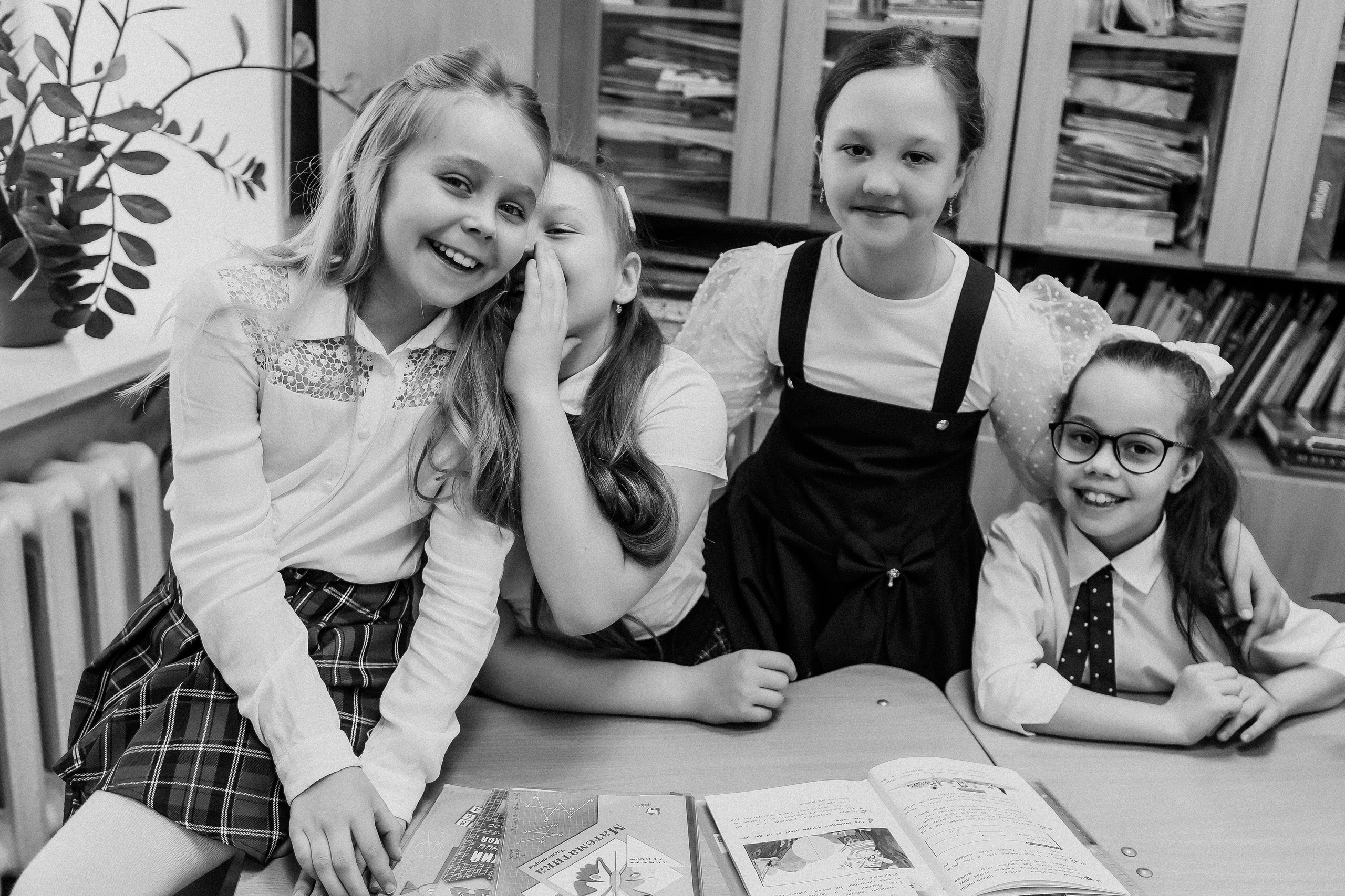 Школа 2 класс. Семейный фотограф Тюмень, фотограф на роды Салмина Мария