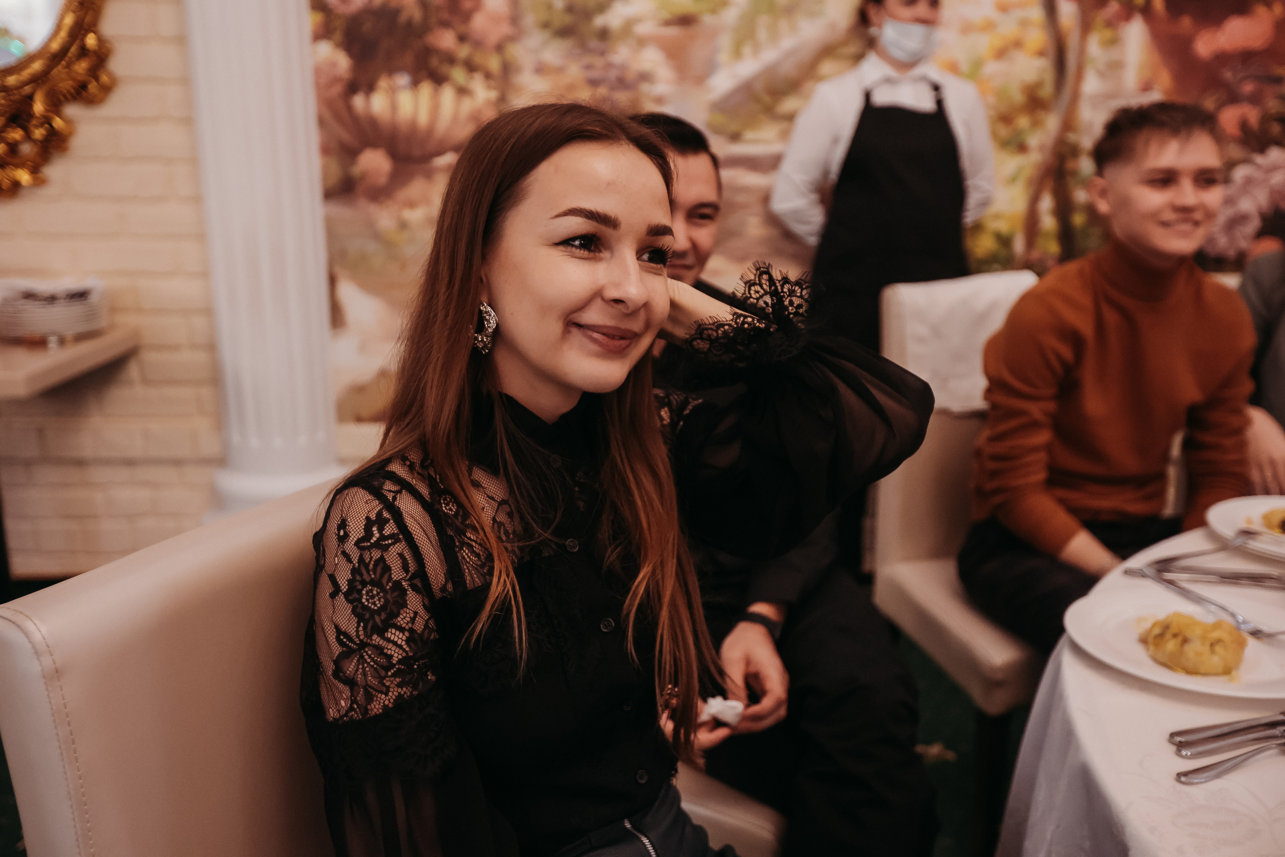 Банкет. Семейный фотограф Тюмень, фотограф на роды Салмина Мария