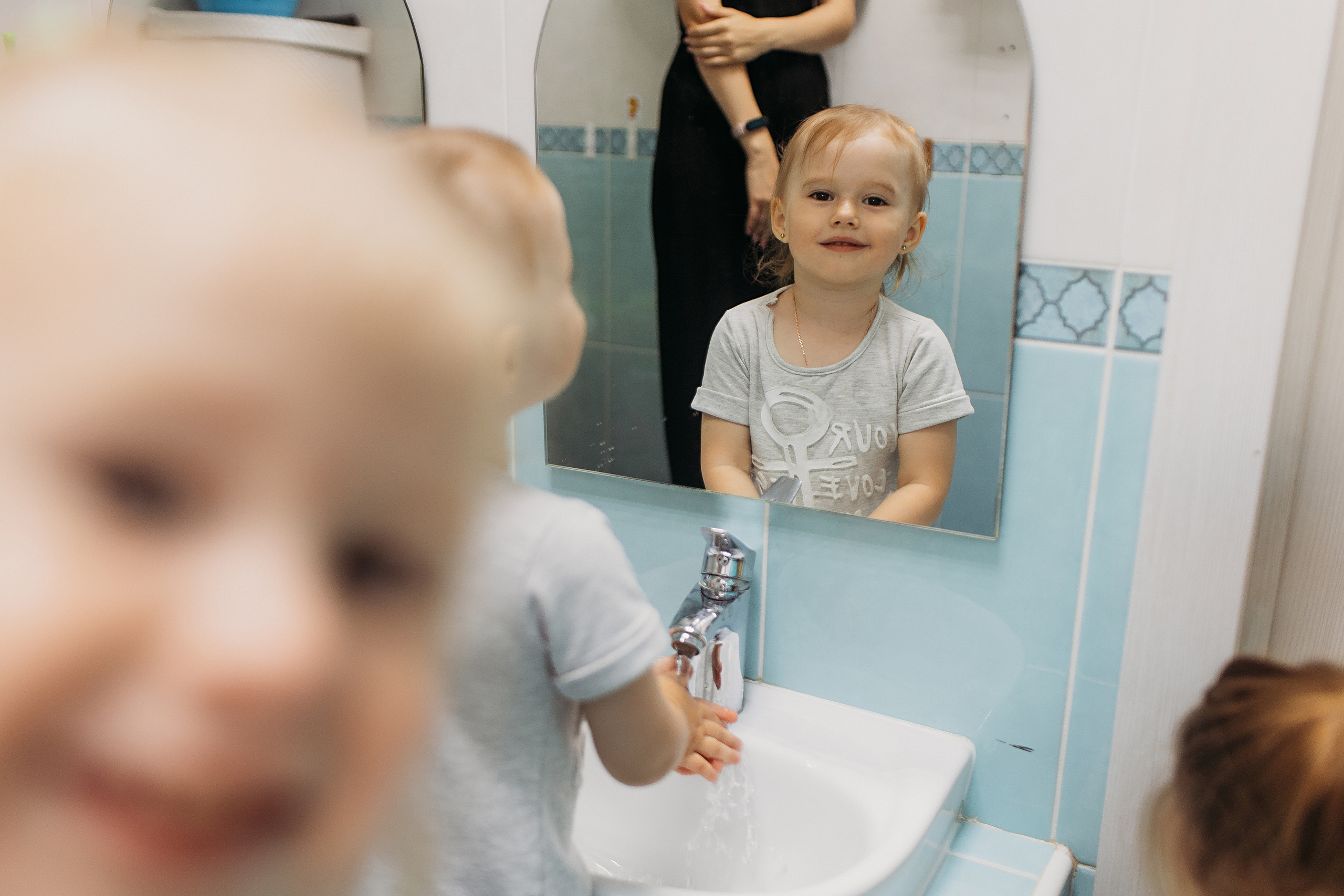 Один день в саду. Семейный фотограф Тюмень, фотограф на роды Салмина Мария