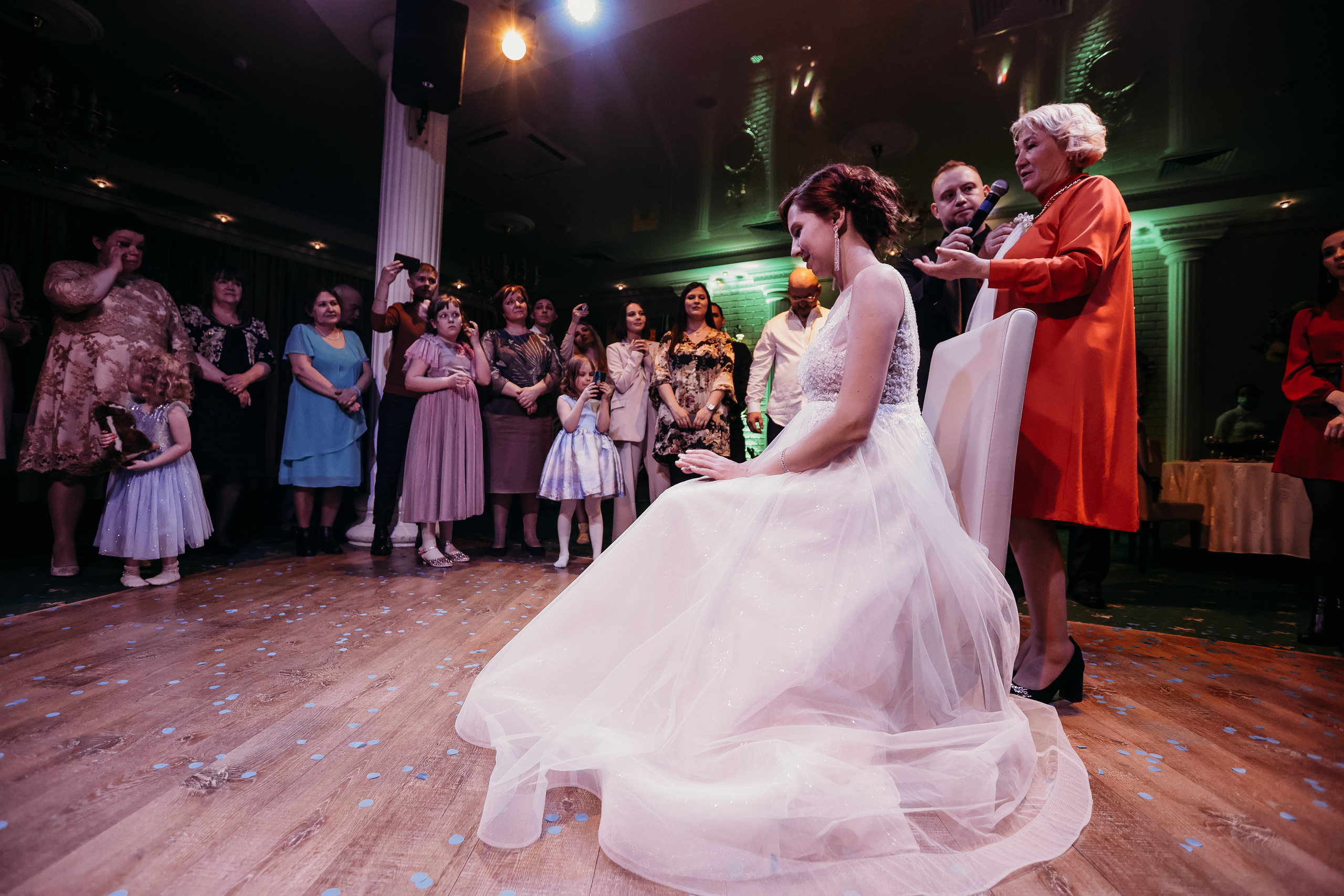 Банкет. Семейный фотограф Тюмень, фотограф на роды Салмина Мария