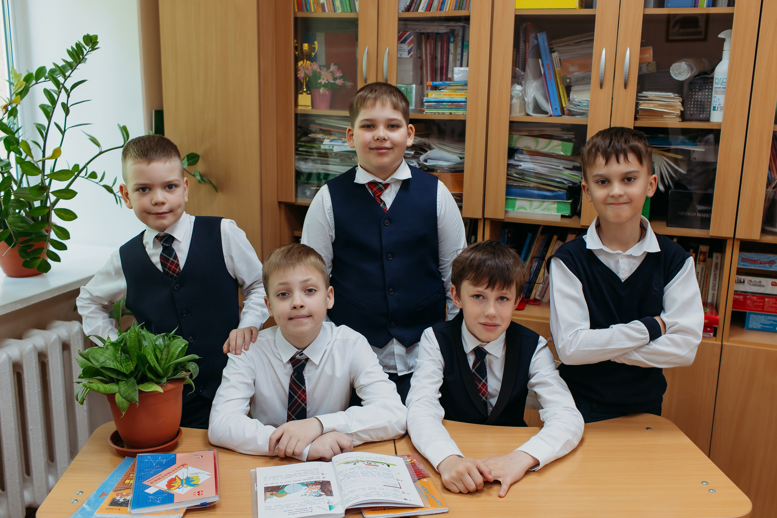 Школа 2 класс. Семейный фотограф Тюмень, фотограф на роды Салмина Мария