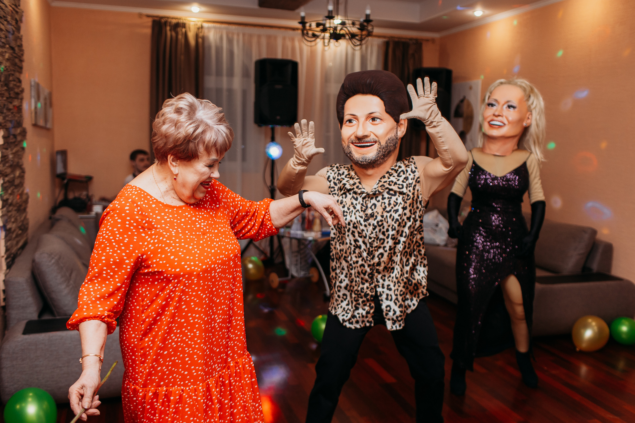 Банкет. Семейный фотограф Тюмень, фотограф на роды Салмина Мария