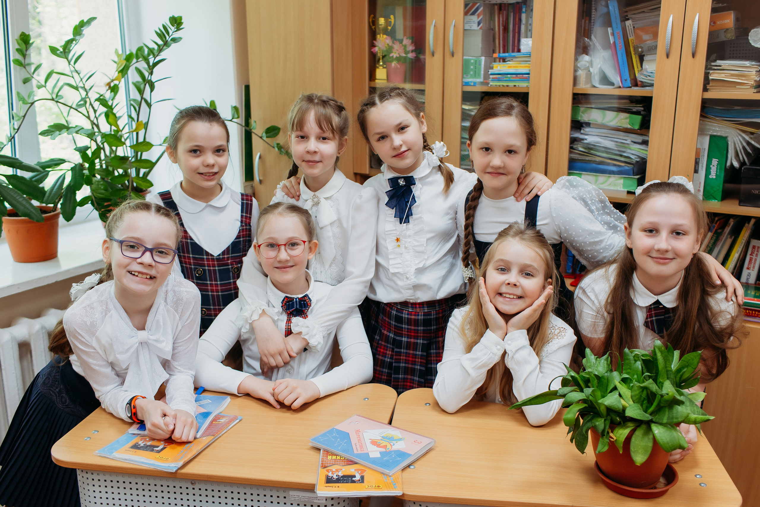 Школа 2 класс. Семейный фотограф Тюмень, фотограф на роды Салмина Мария