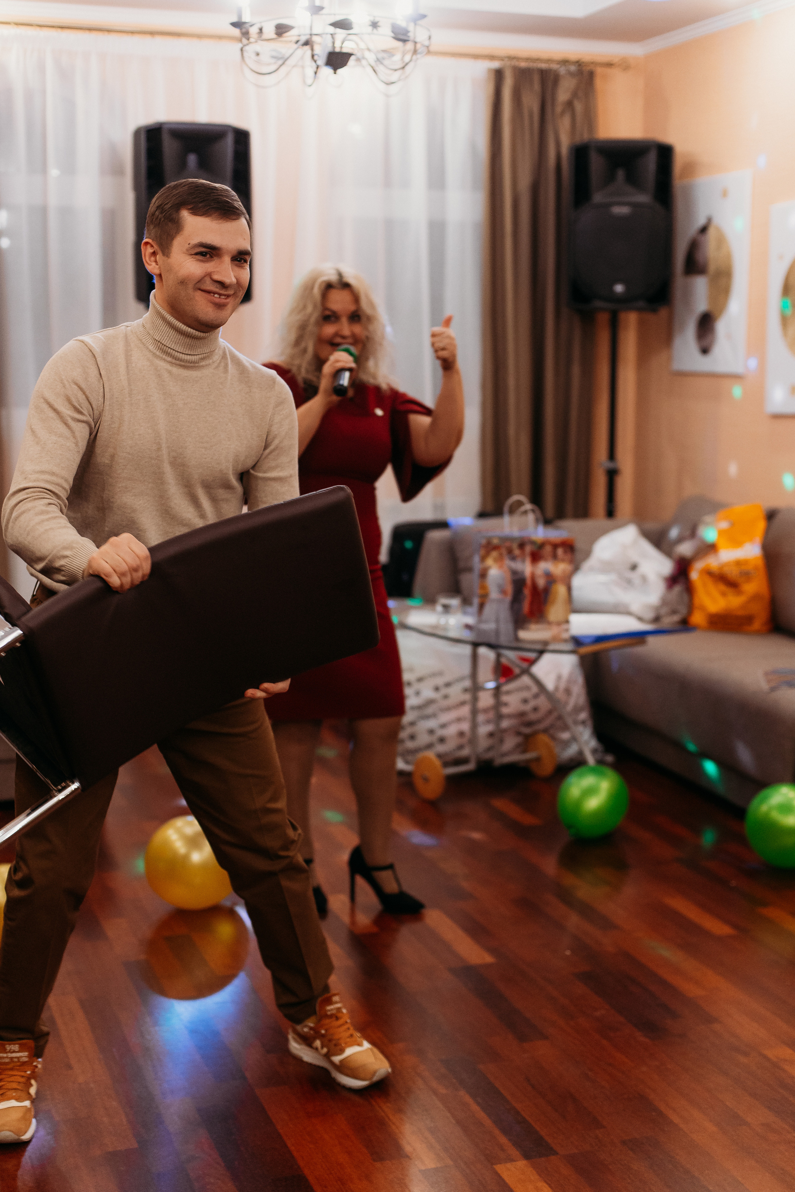 Банкет. Семейный фотограф Тюмень, фотограф на роды Салмина Мария