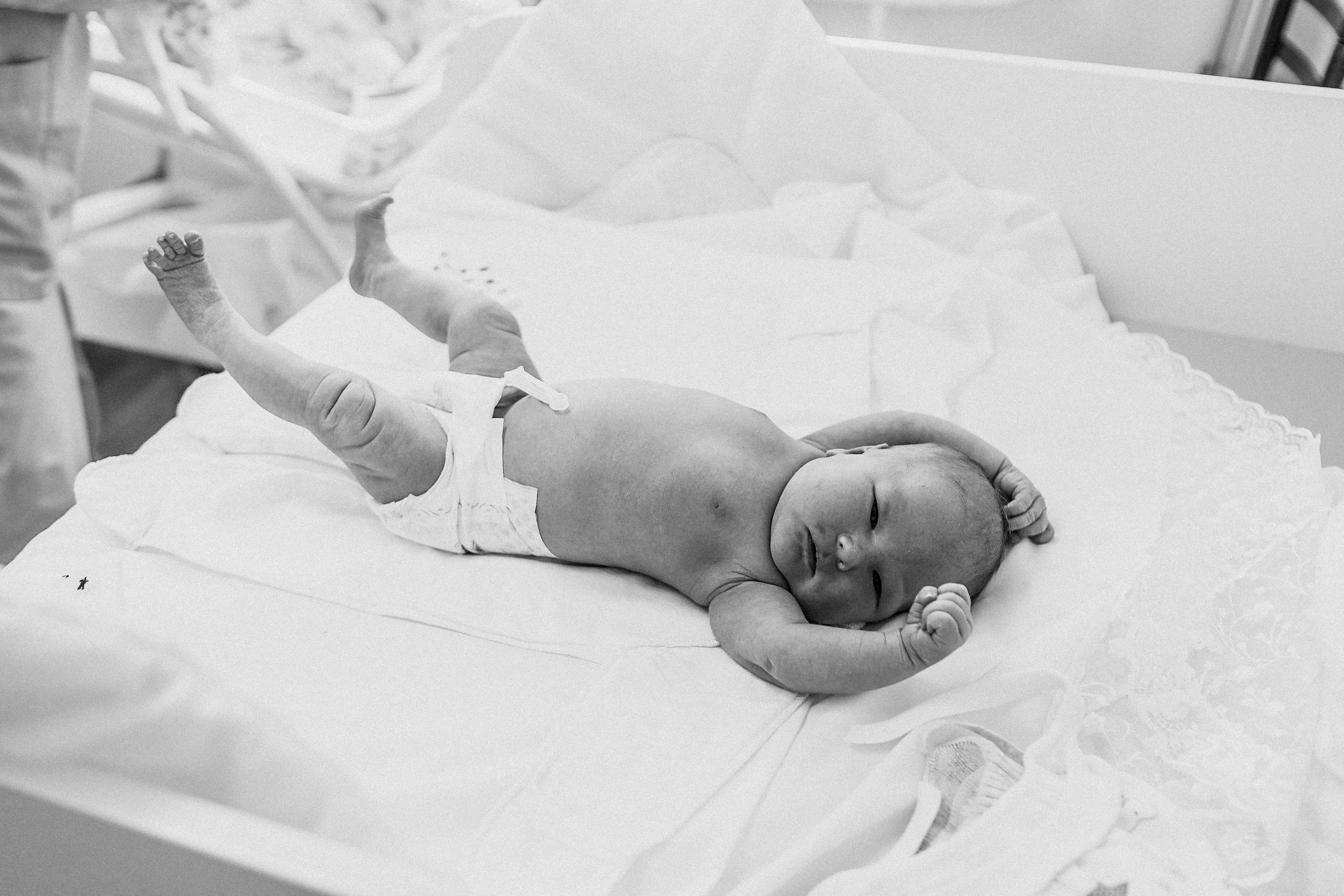 Выписка с палатой. Семейный фотограф Тюмень, фотограф на роды Салмина Мария