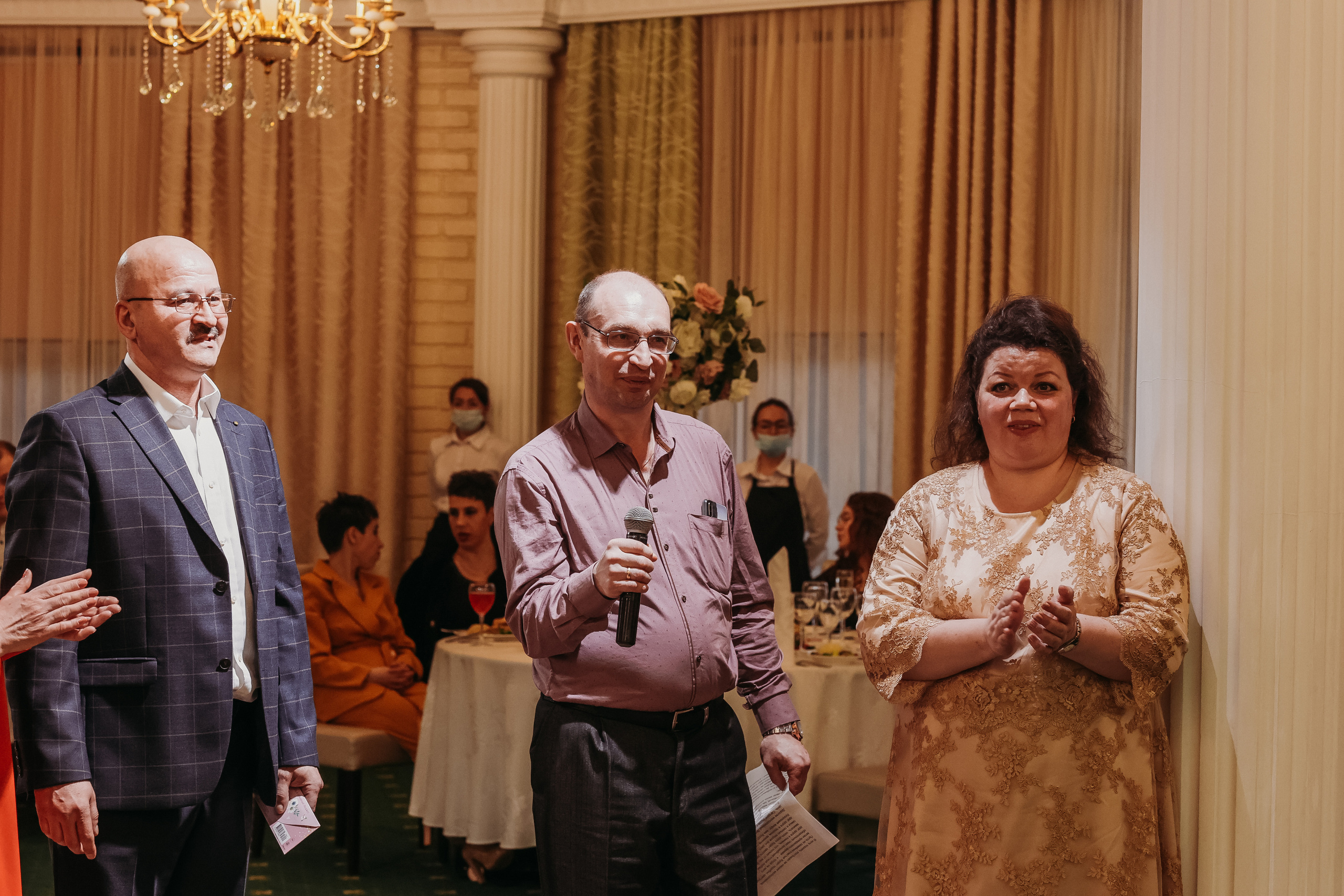 Банкет. Семейный фотограф Тюмень, фотограф на роды Салмина Мария