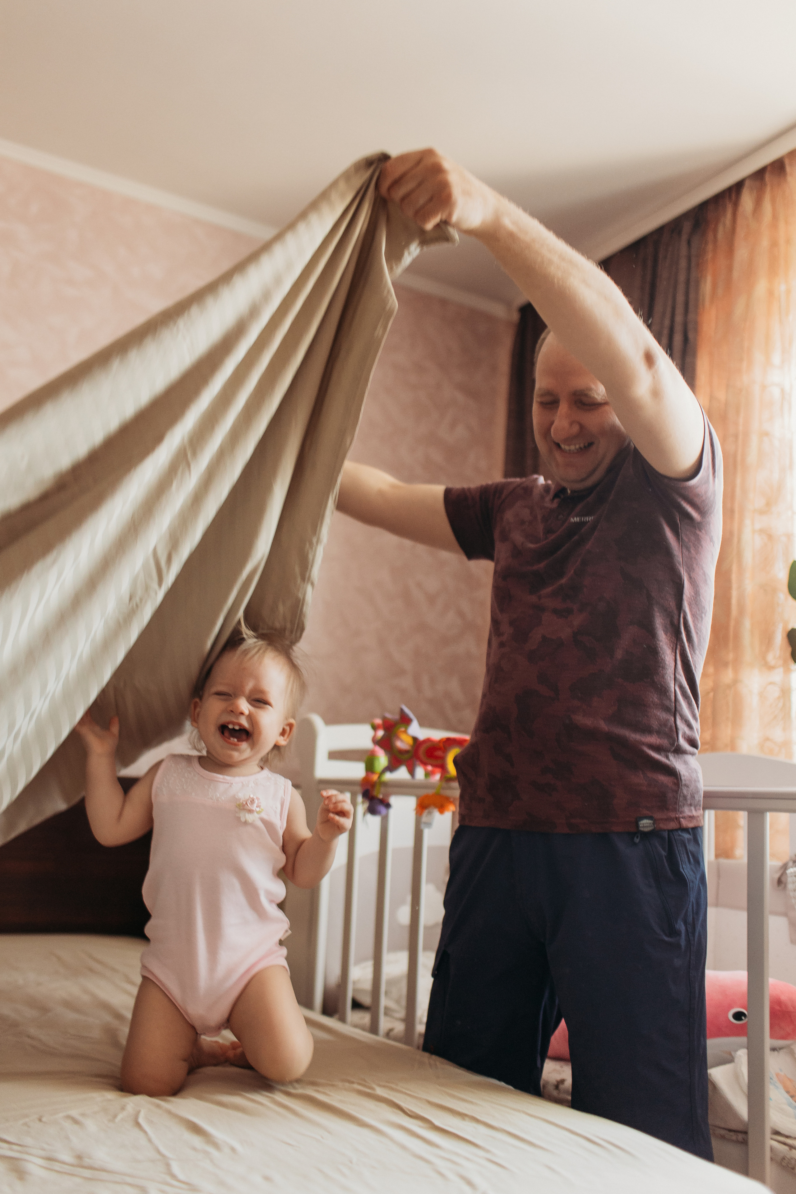 Дома. Семейный фотограф Тюмень, фотограф на роды Салмина Мария