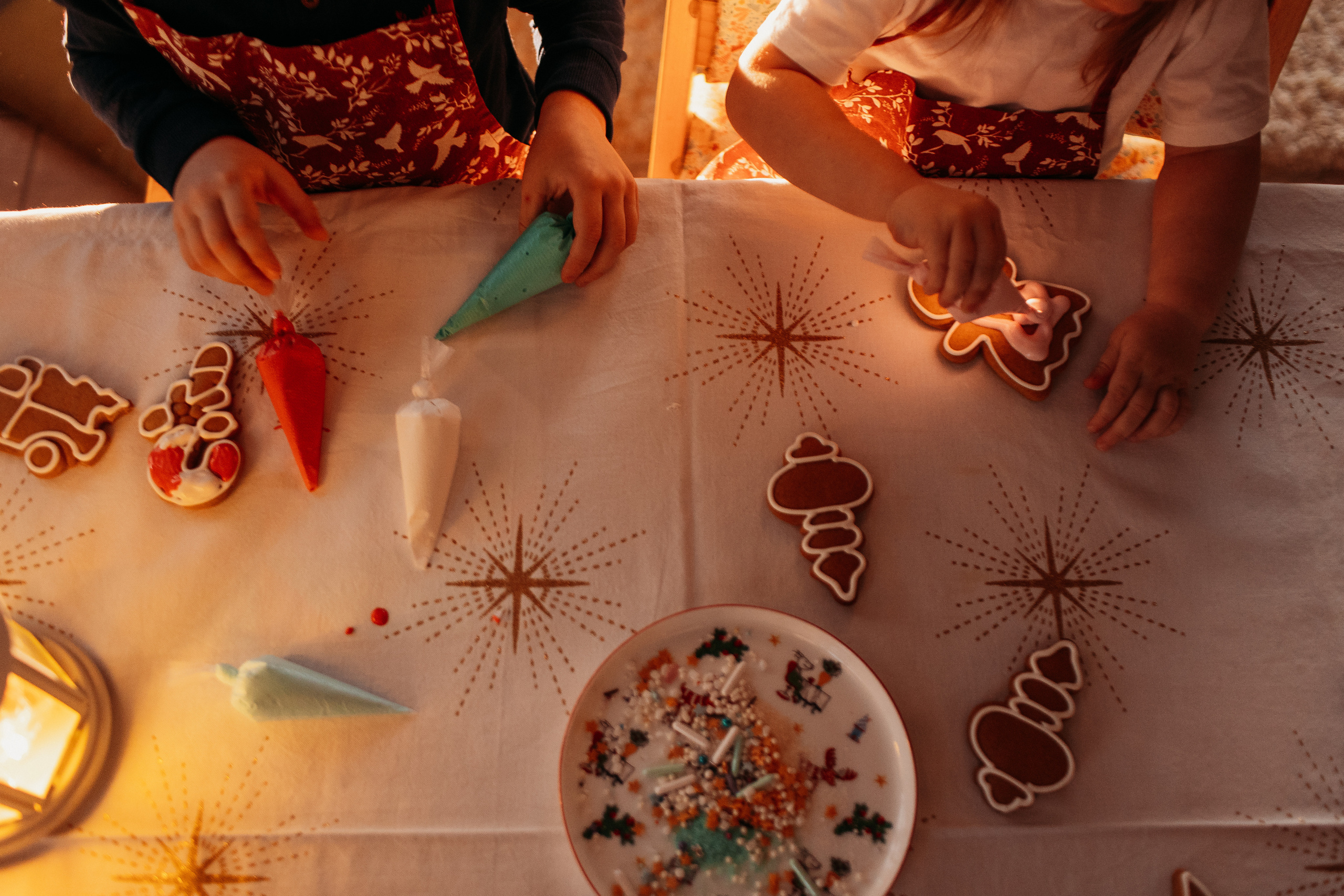 Тёплый новый год. Семейный фотограф Тюмень, фотограф на роды Салмина Мария