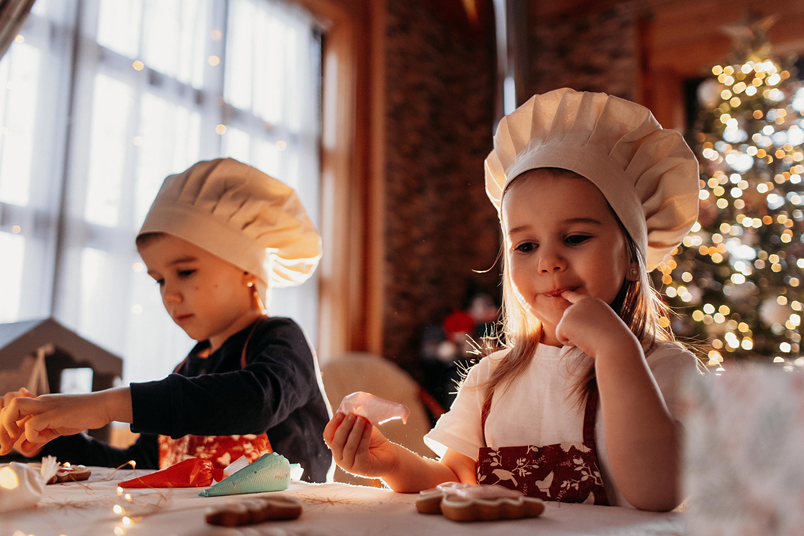 Тёплый новый год. Семейный фотограф Тюмень, фотограф на роды Салмина Мария