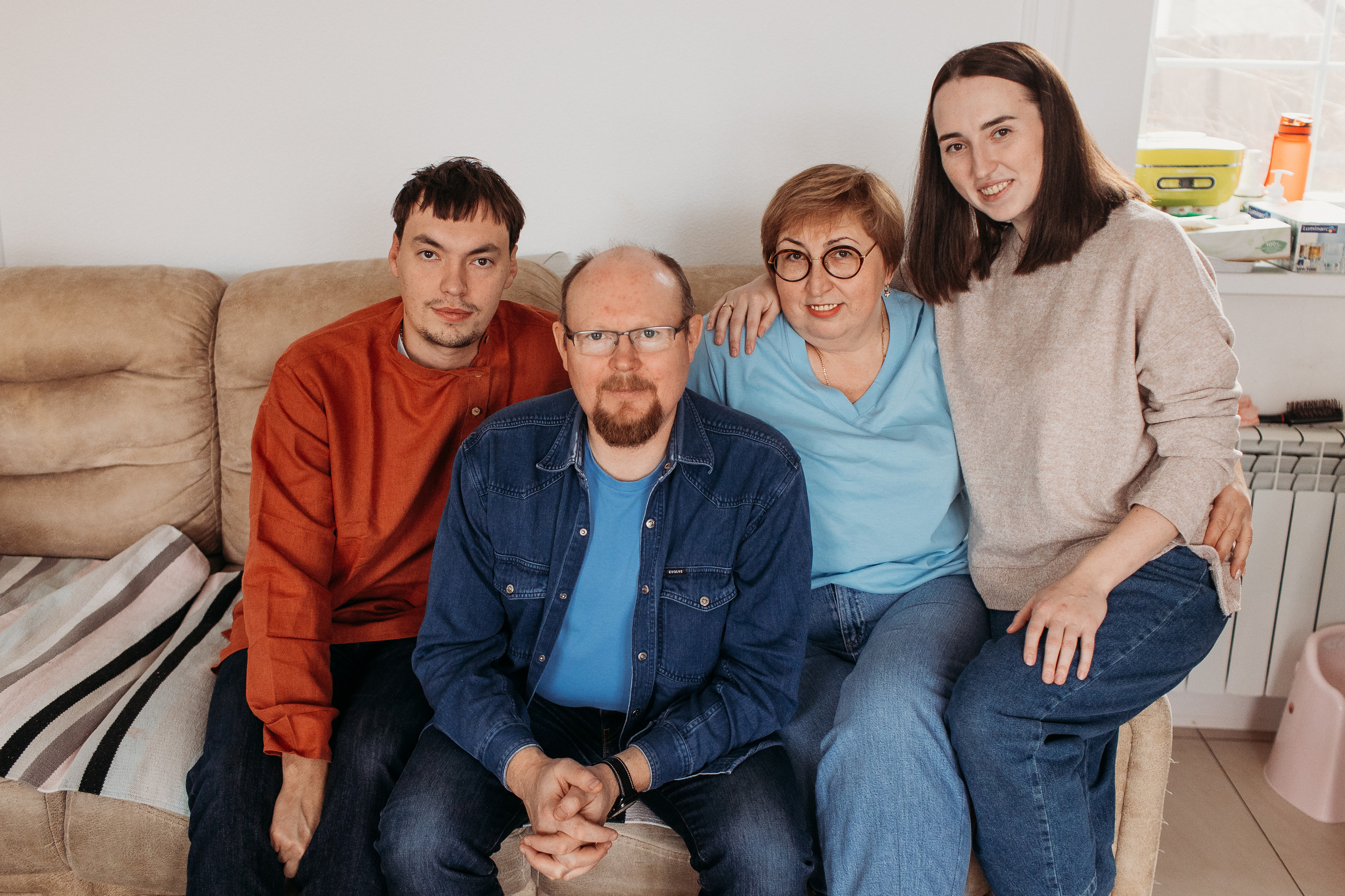 Большая семья. Семейный фотограф Тюмень, фотограф на роды Салмина Мария