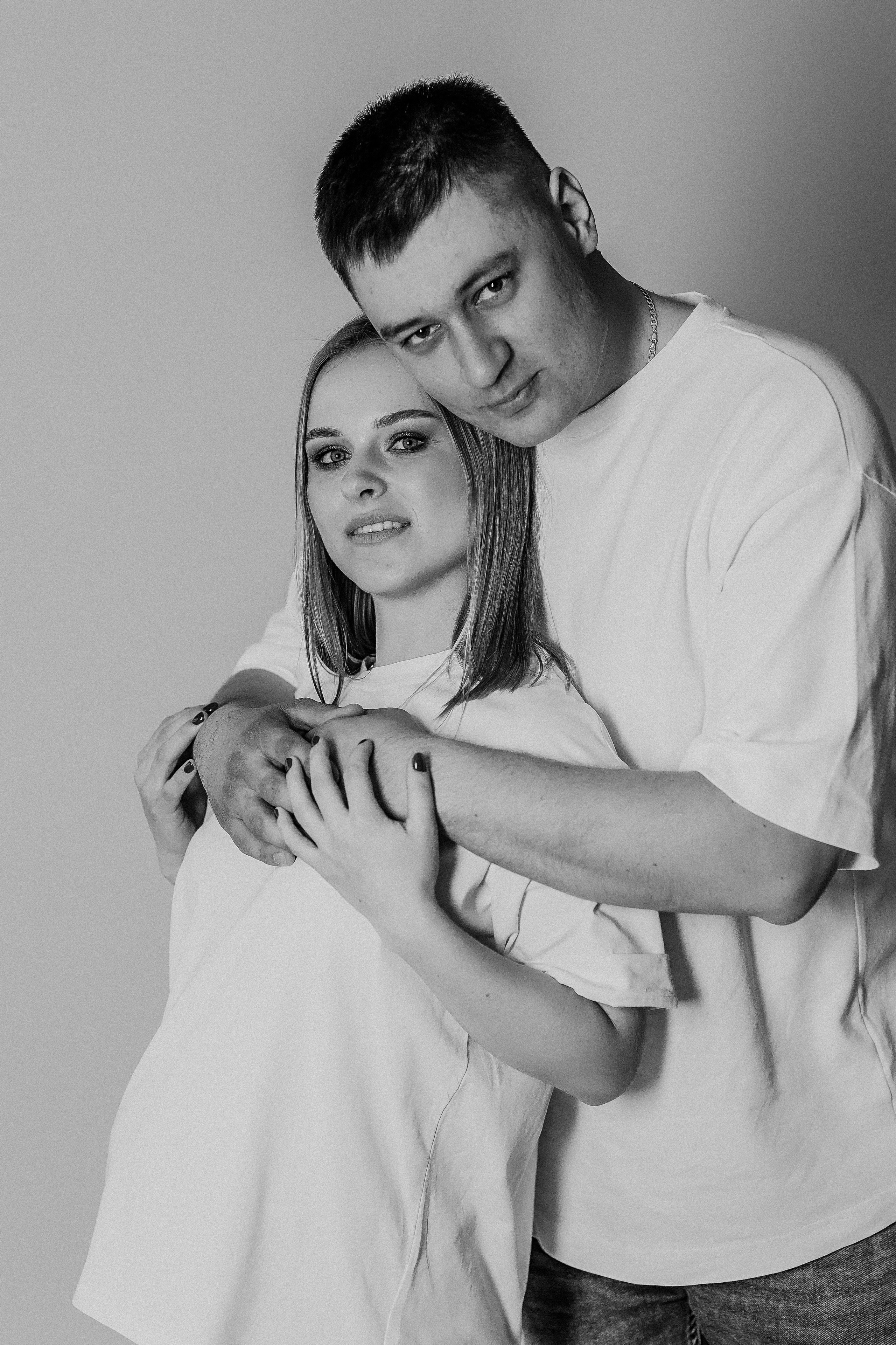 На фотофонах. Семейный фотограф Тюмень, фотограф на роды Салмина Мария