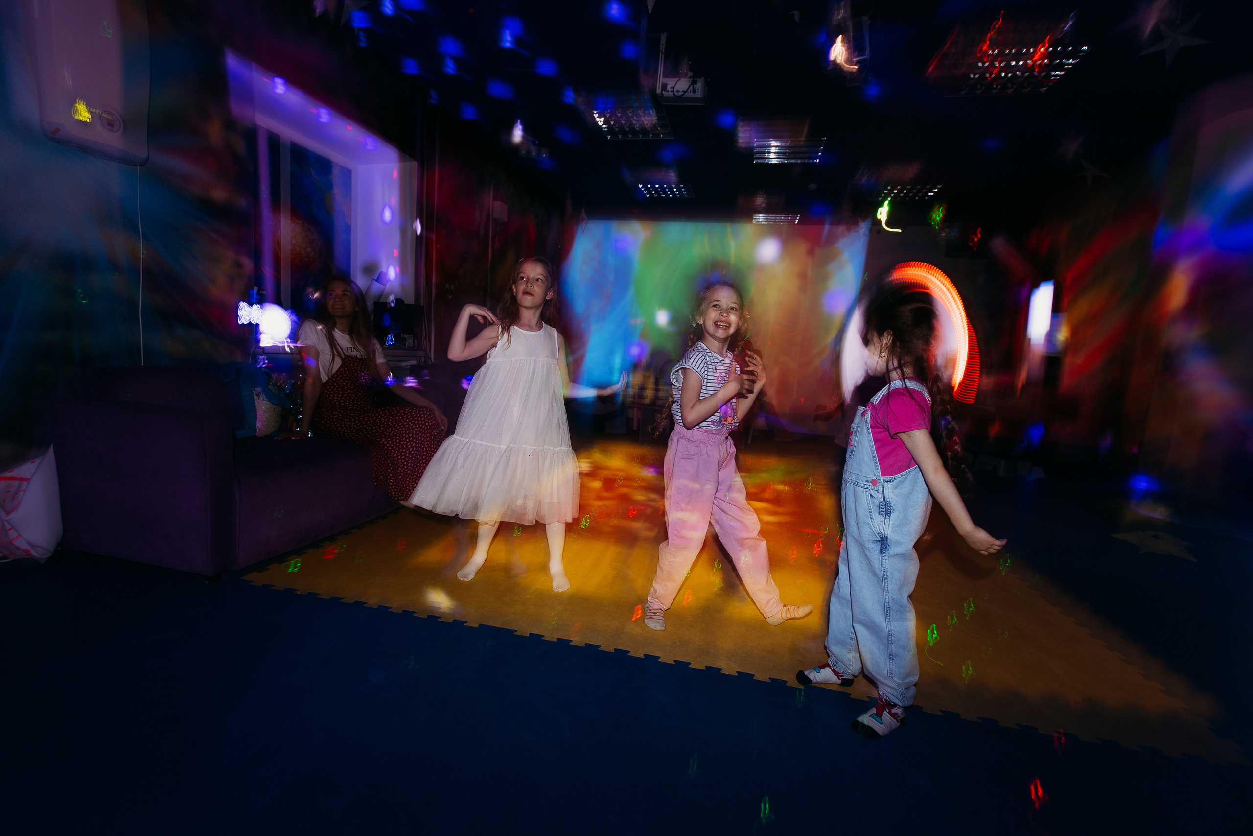 5 лет, день рождения в НЕО. Семейный фотограф Тюмень, фотограф на роды Салмина Мария