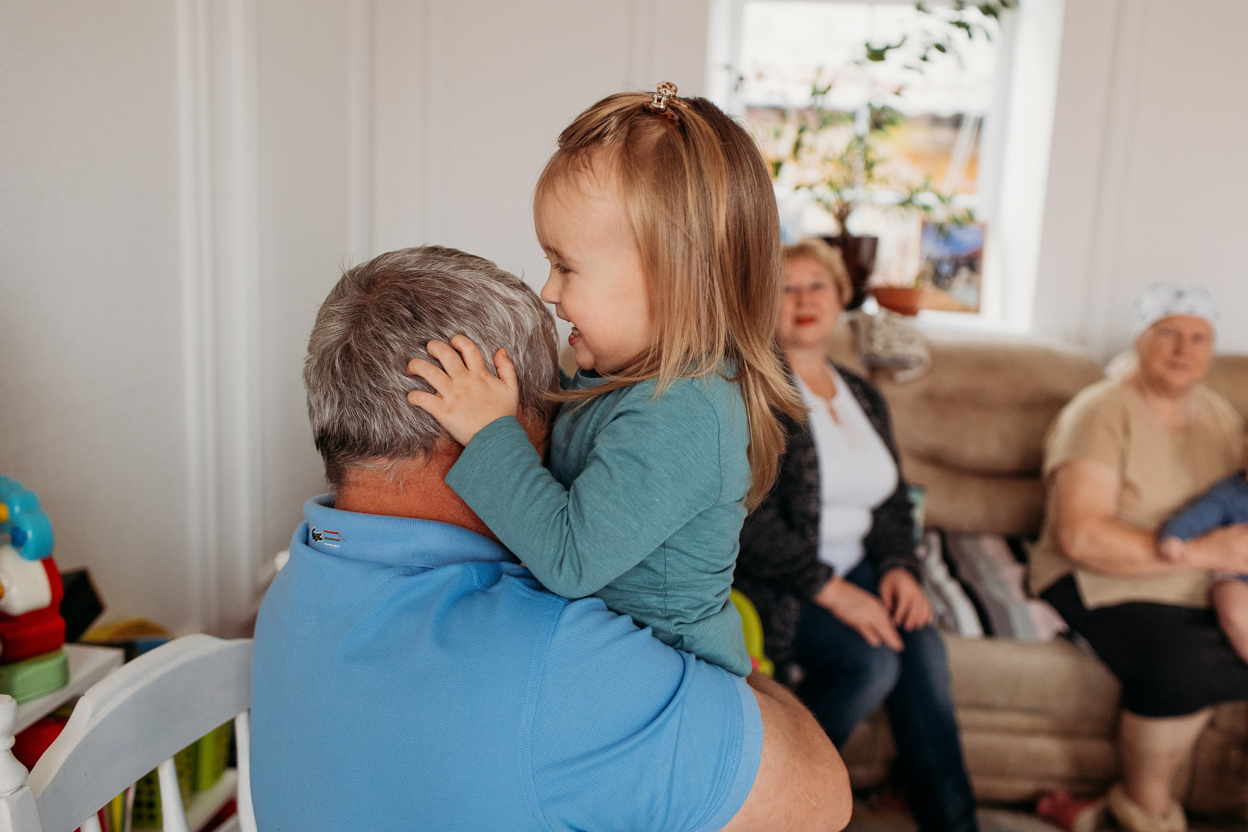 Большая семья. Семейный фотограф Тюмень, фотограф на роды Салмина Мария