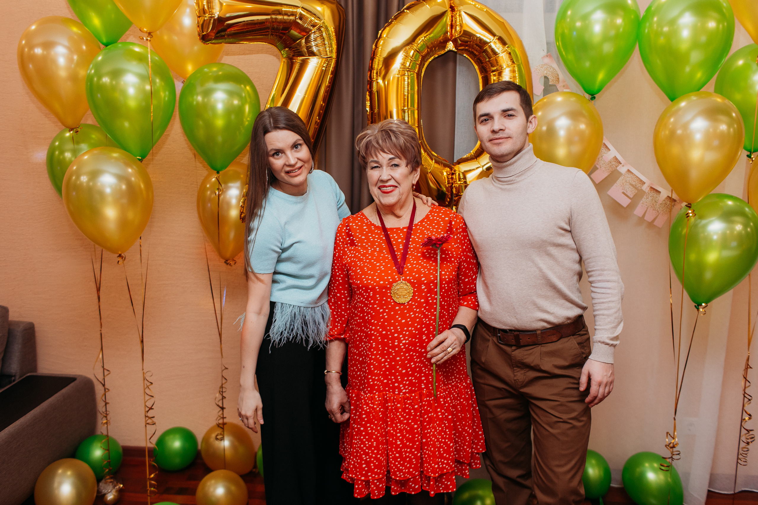 Банкет. Семейный фотограф Тюмень, фотограф на роды Салмина Мария