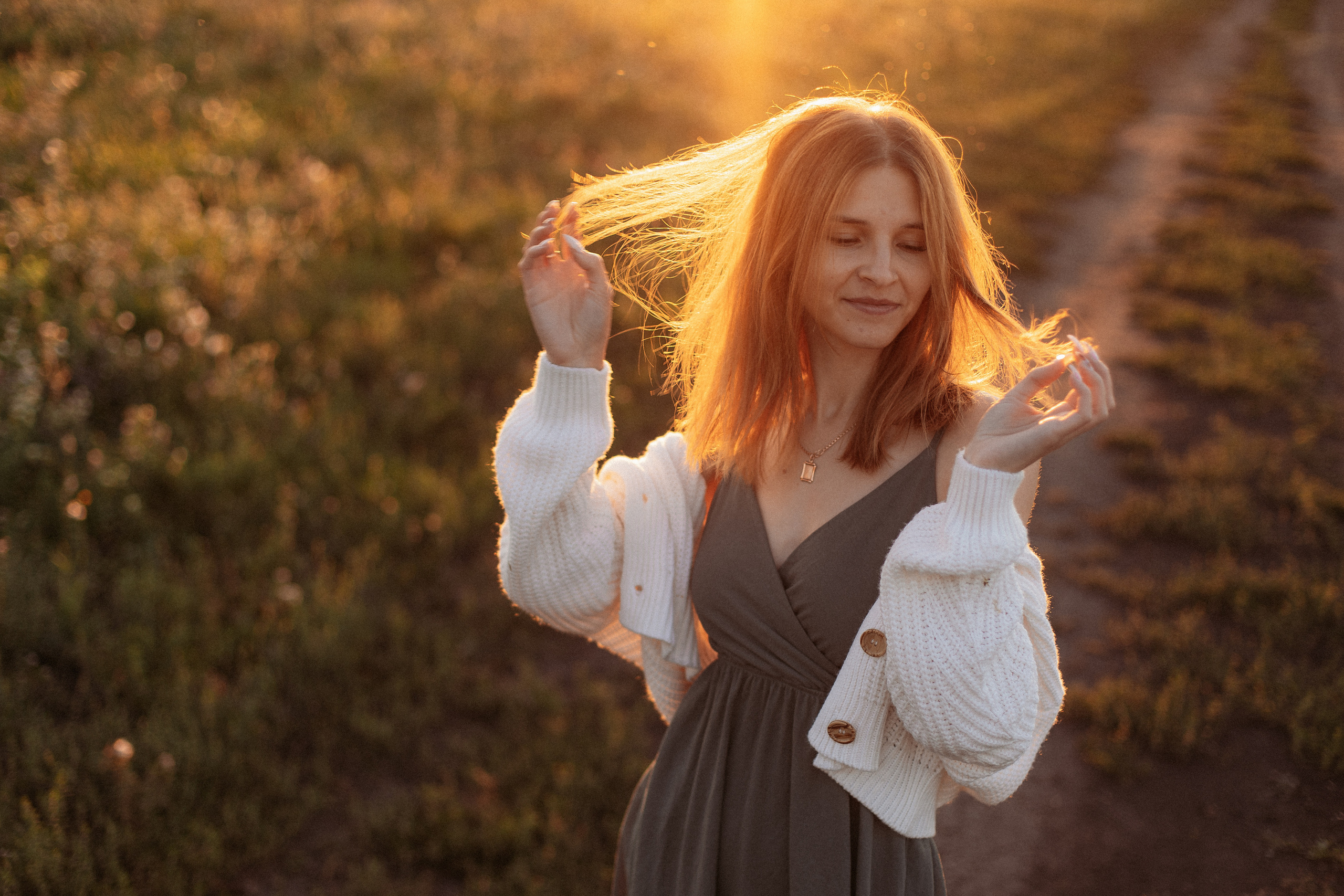 Поле. Семейный фотограф Тюмень, фотограф на роды Салмина Мария