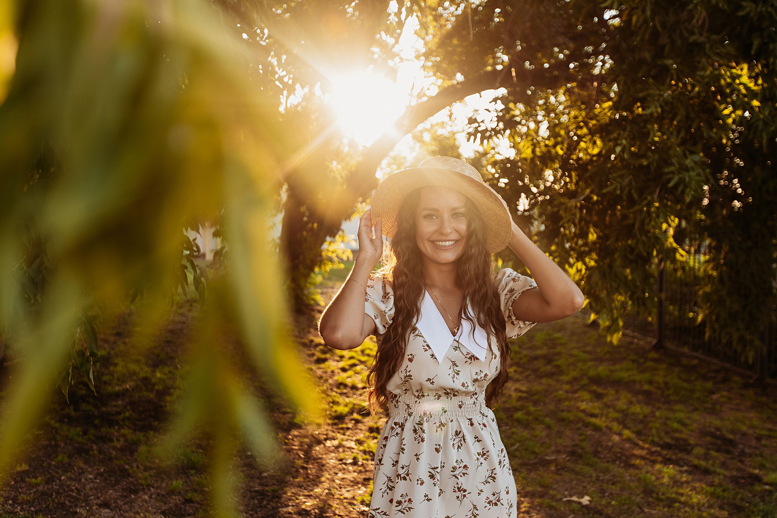 Набережная на закате. Семейный фотограф Тюмень, фотограф на роды Салмина Мария