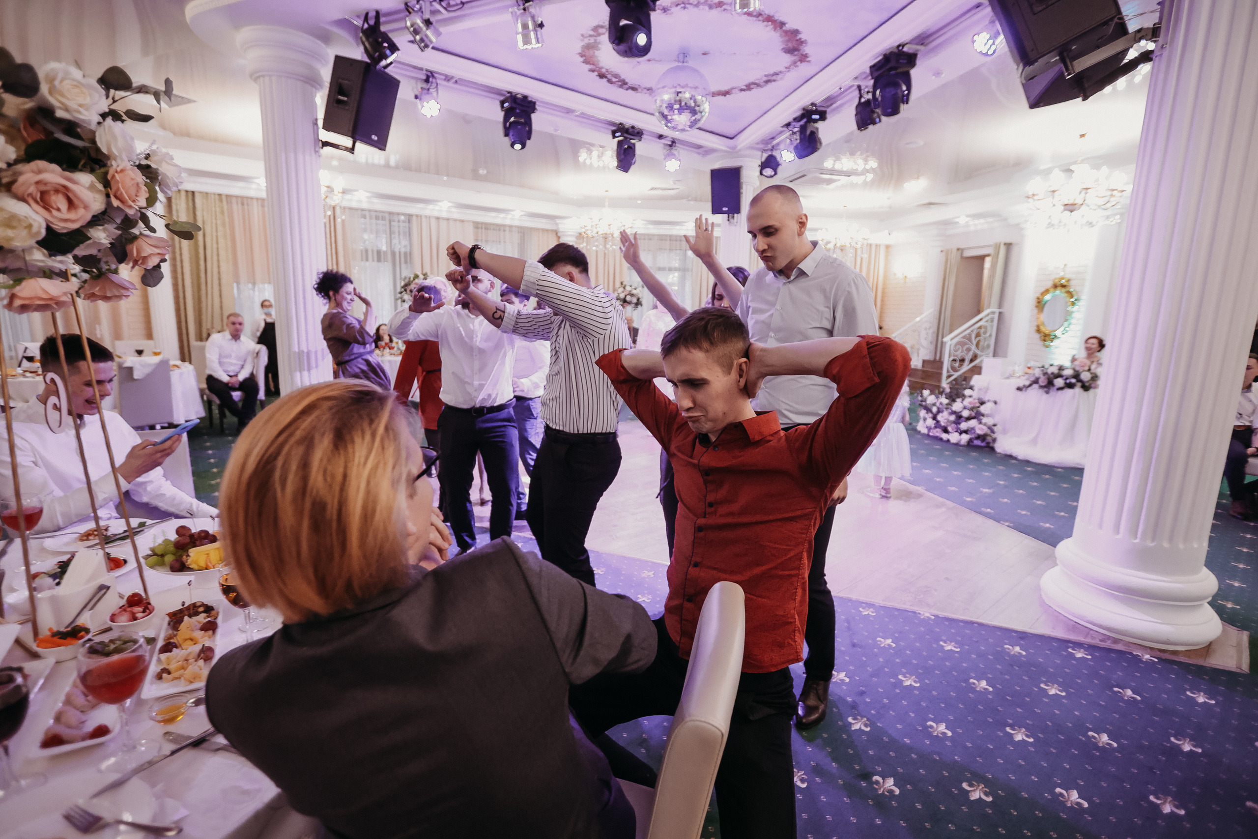 Банкет. Семейный фотограф Тюмень, фотограф на роды Салмина Мария