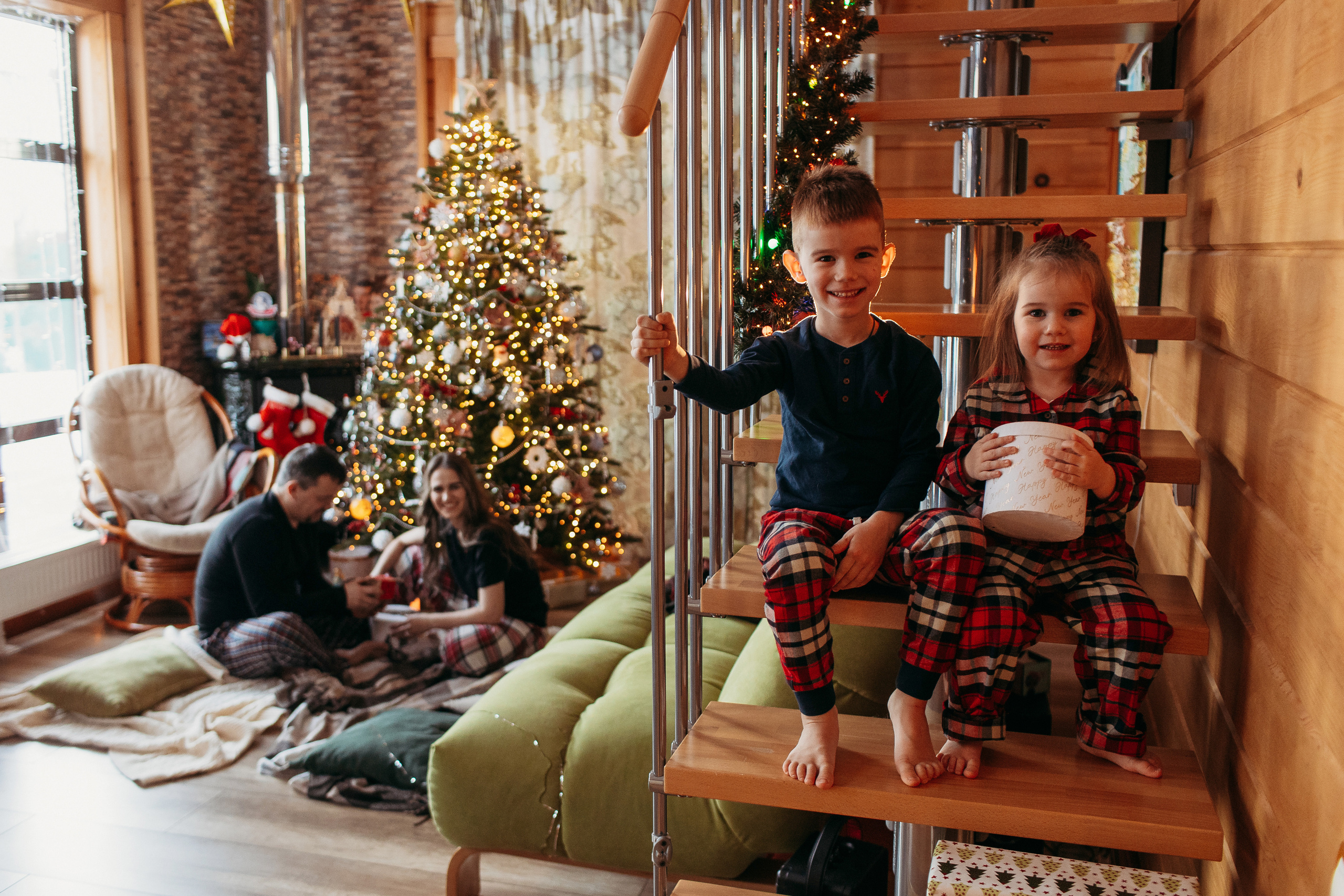Тёплый новый год. Семейный фотограф Тюмень, фотограф на роды Салмина Мария