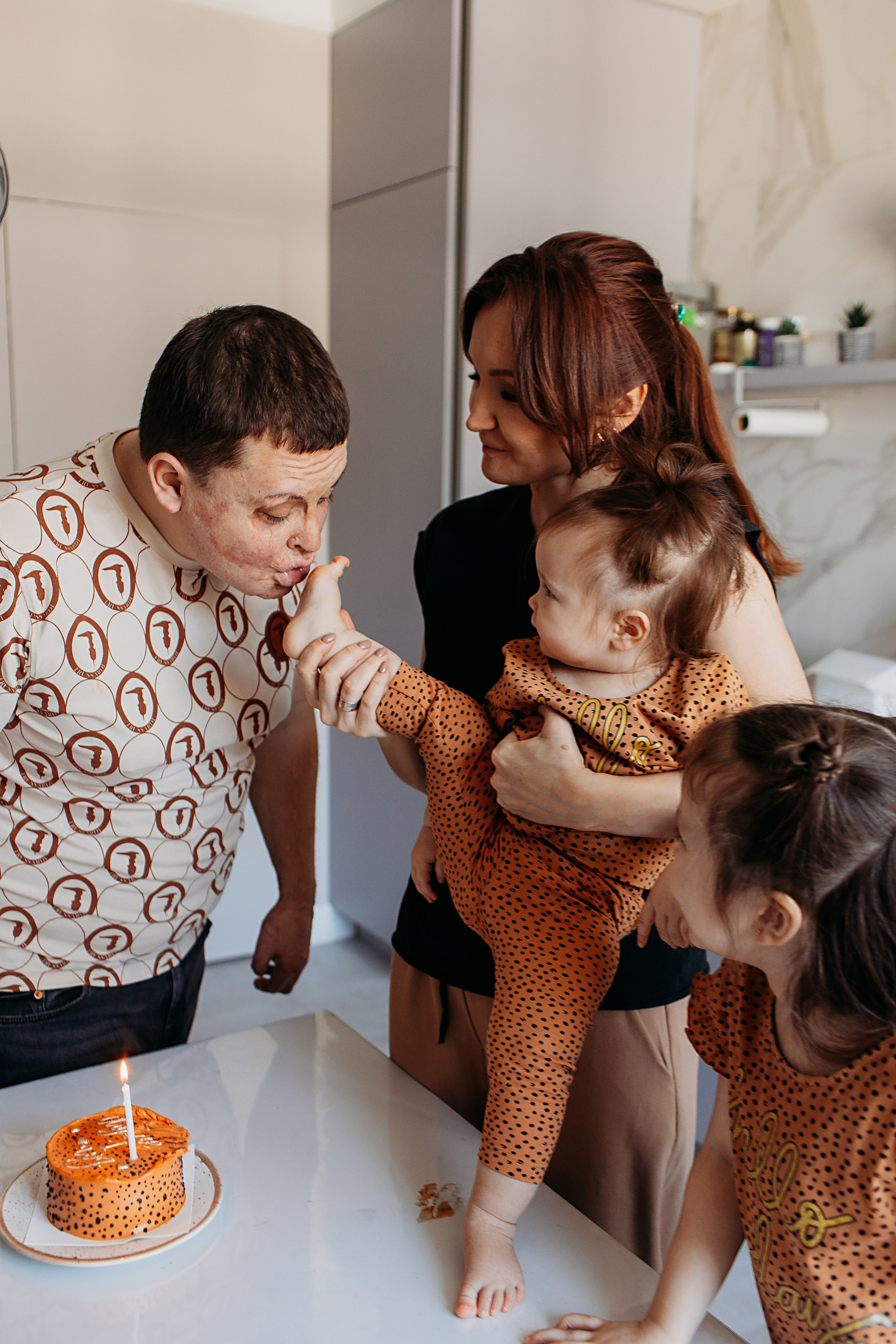 1 годик. Семейный фотограф Тюмень, фотограф на роды Салмина Мария