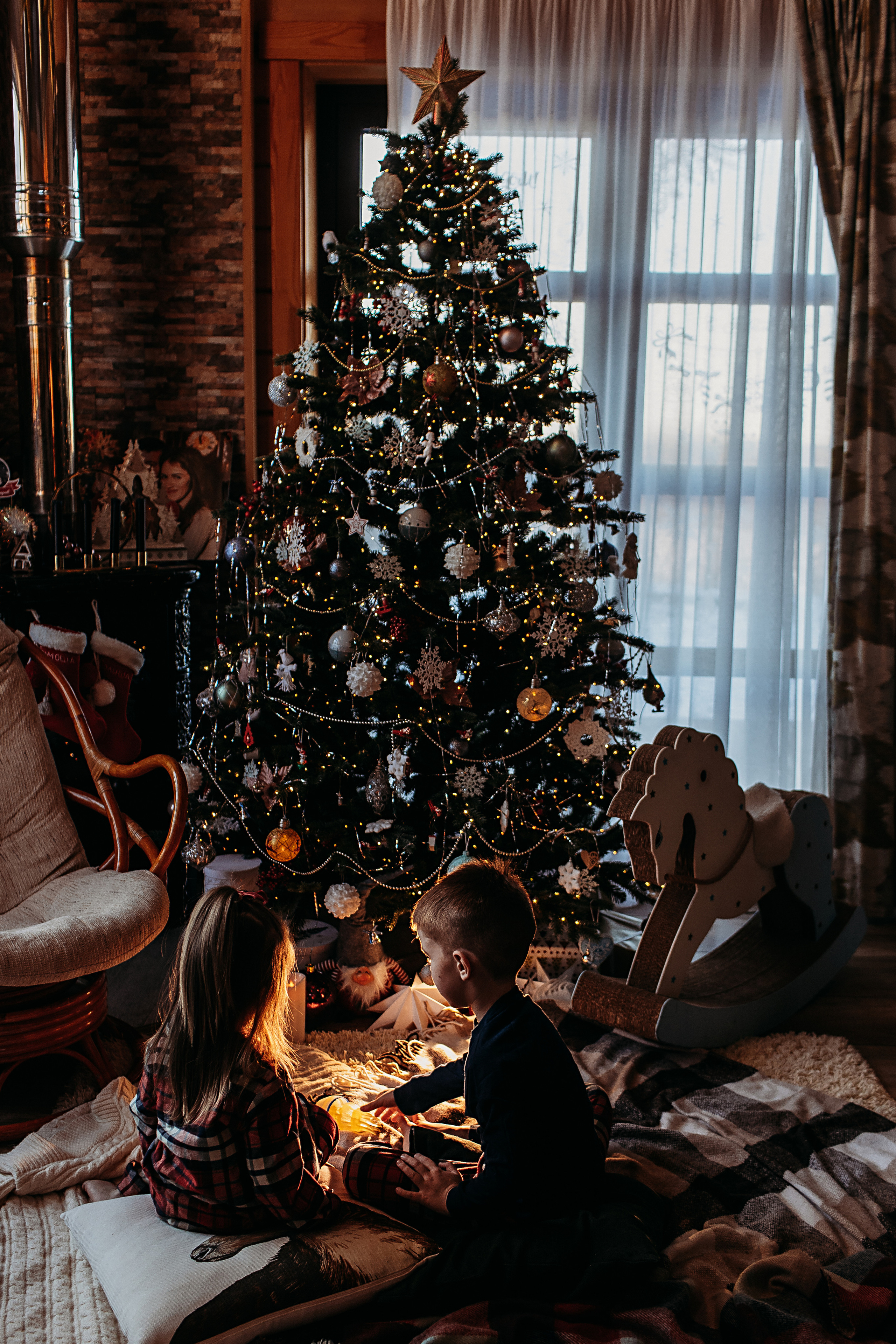 Тёплый новый год. Семейный фотограф Тюмень, фотограф на роды Салмина Мария