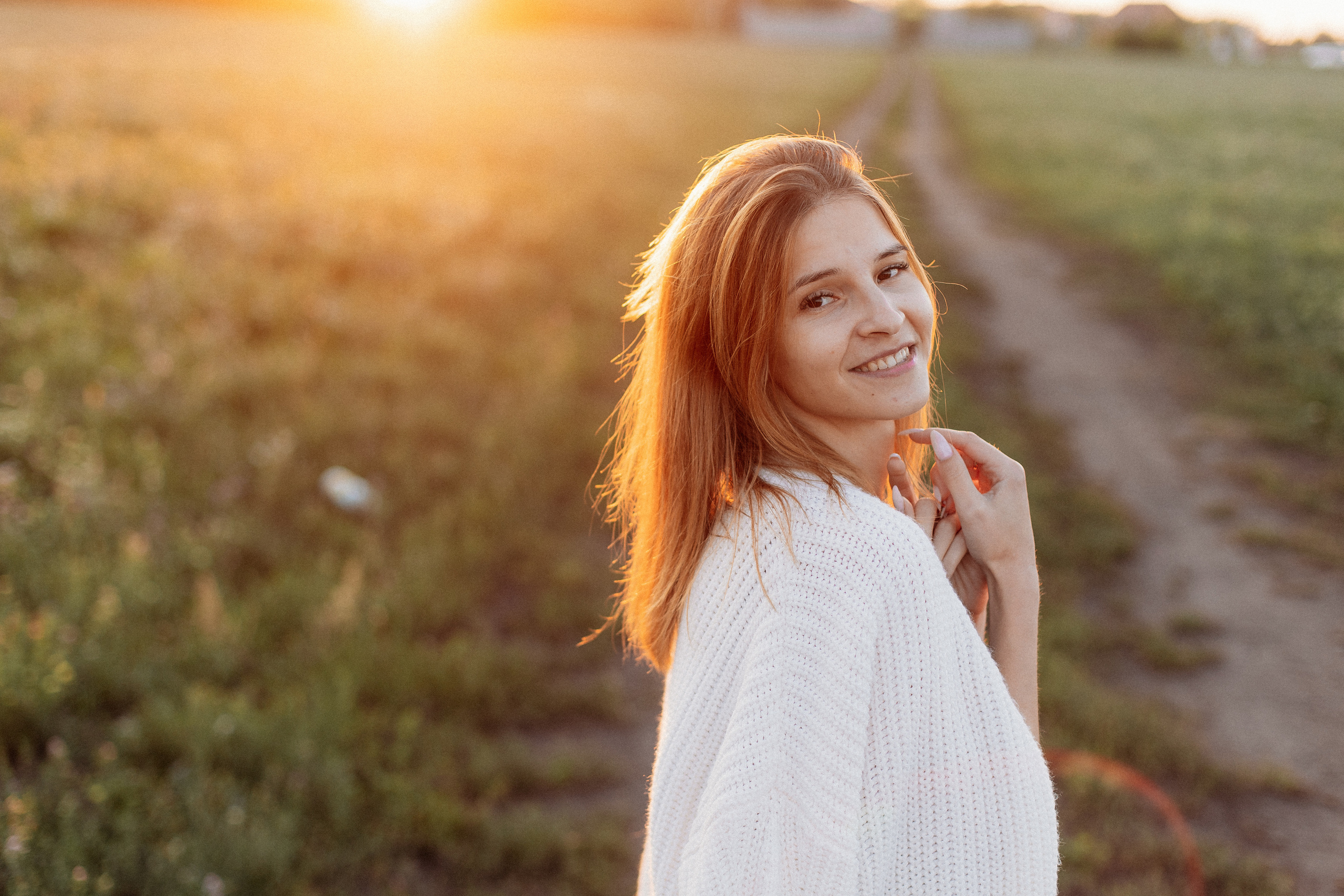 Поле. Семейный фотограф Тюмень, фотограф на роды Салмина Мария