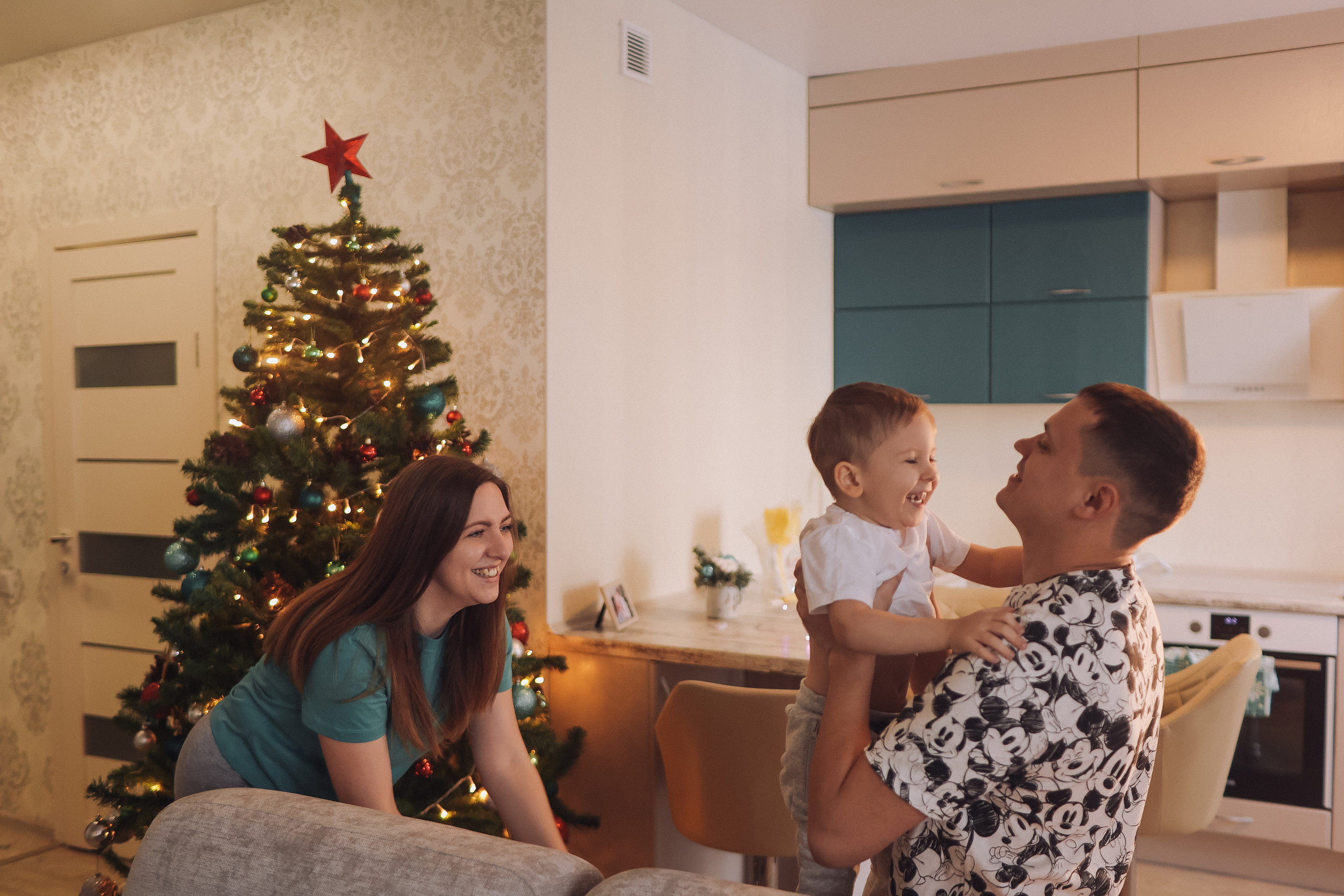 Новогодняя. Семейный фотограф Тюмень, фотограф на роды Салмина Мария