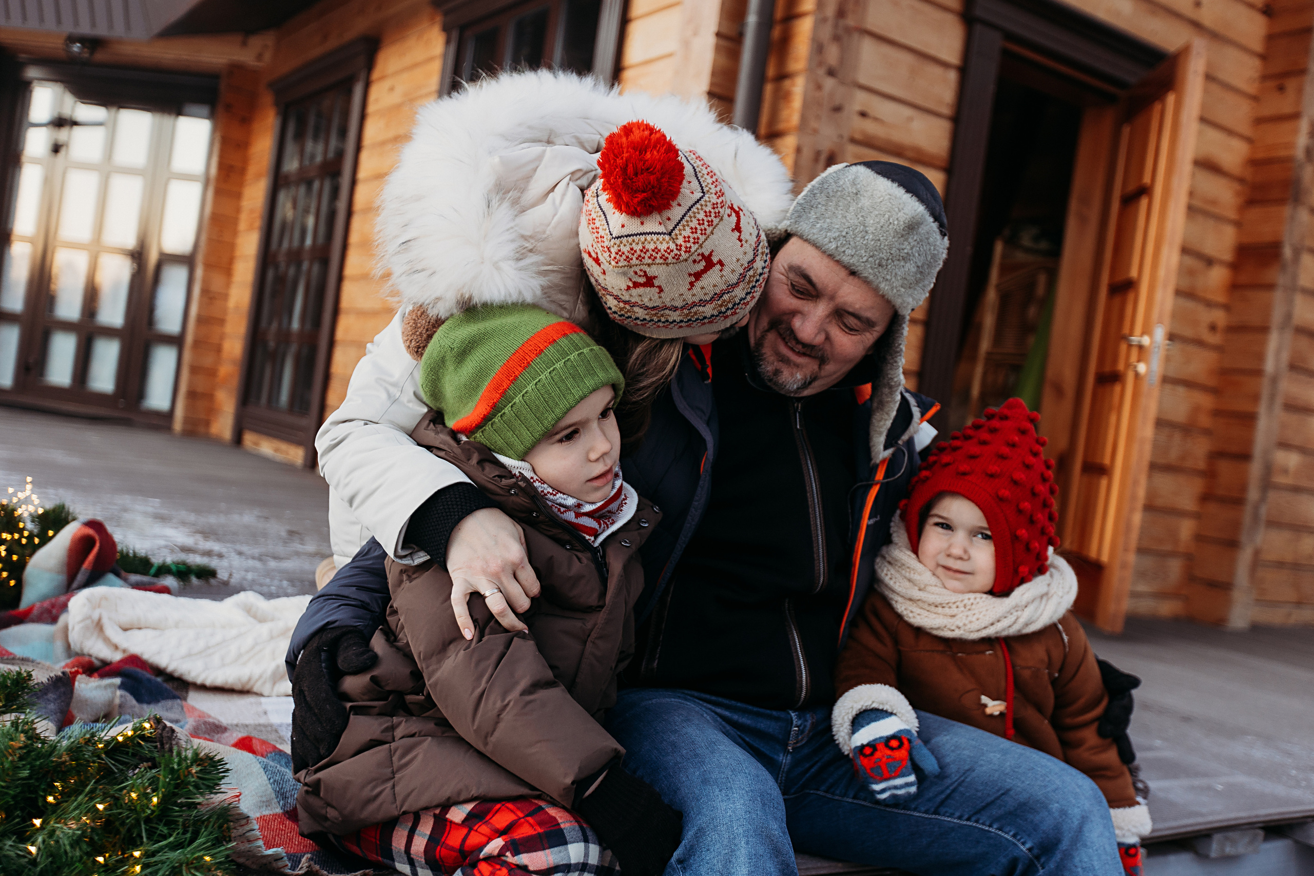 Тёплый новый год. Семейный фотограф Тюмень, фотограф на роды Салмина Мария