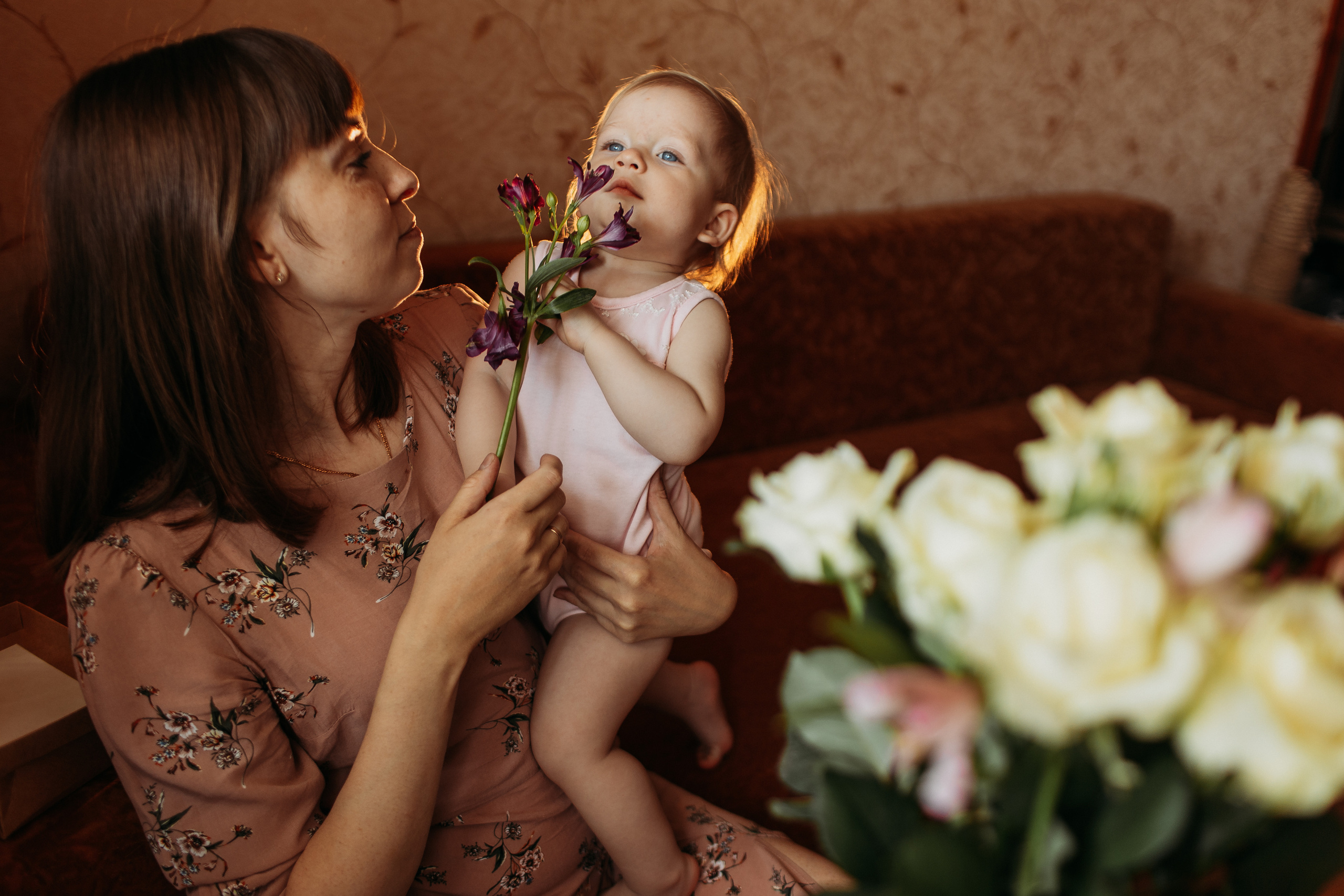 Дома. Семейный фотограф Тюмень, фотограф на роды Салмина Мария