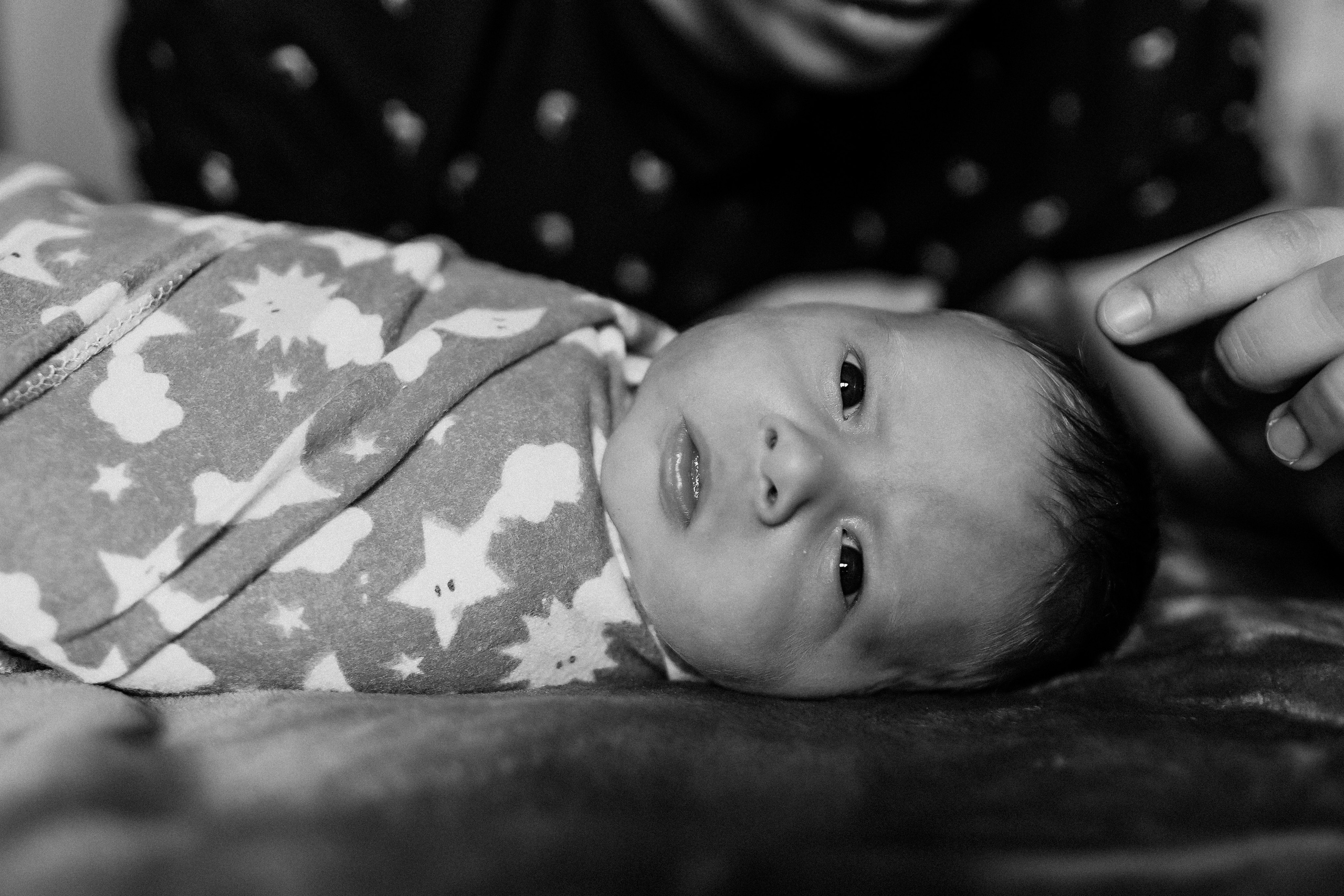 Новорожденный. Семейный фотограф Тюмень, фотограф на роды Салмина Мария