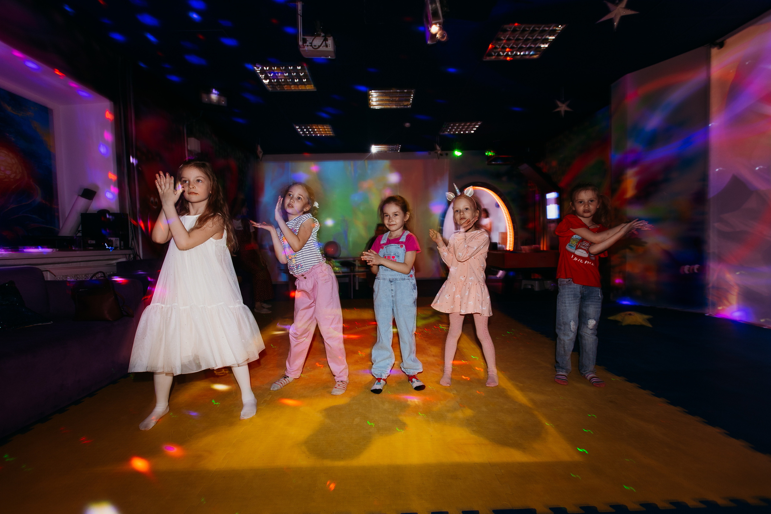 5 лет, день рождения в НЕО. Семейный фотограф Тюмень, фотограф на роды Салмина Мария