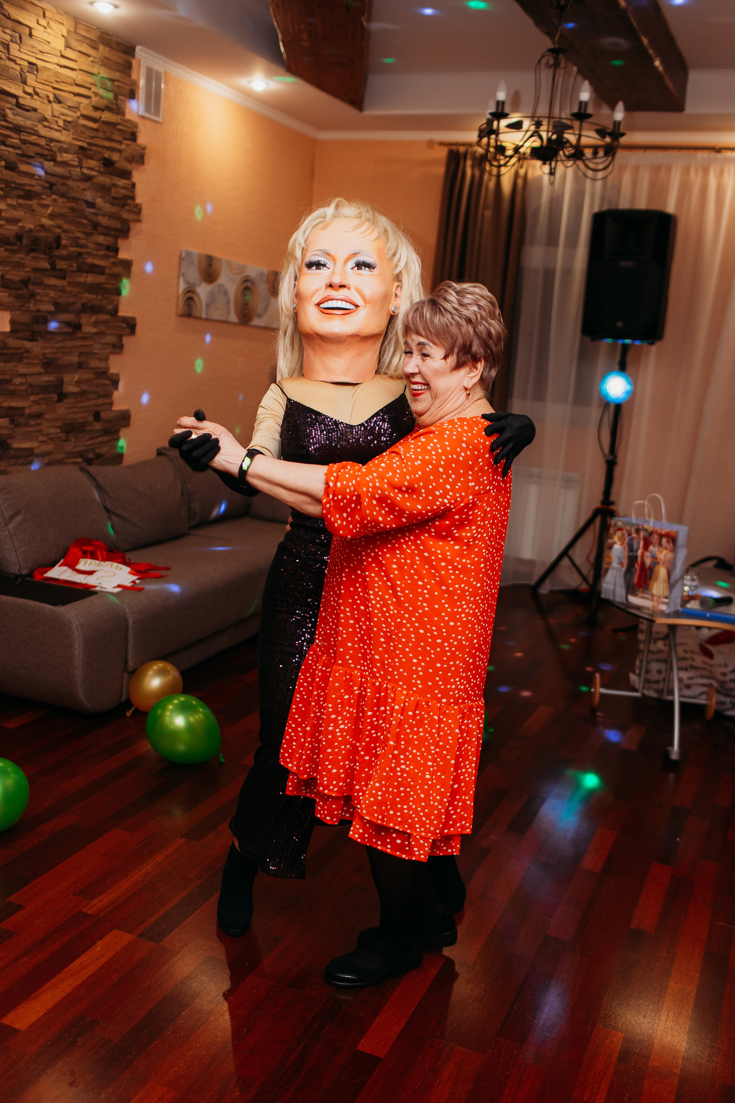 Банкет. Семейный фотограф Тюмень, фотограф на роды Салмина Мария