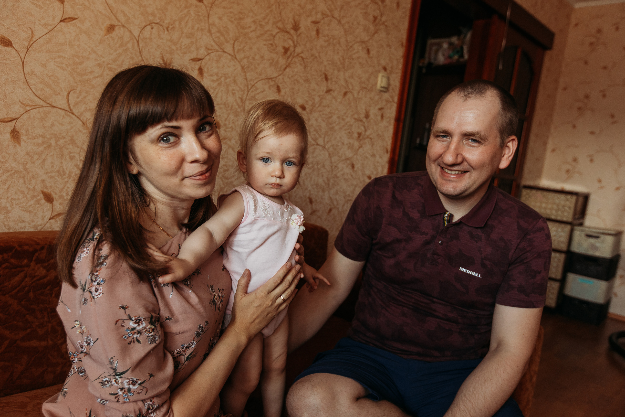 Дома. Семейный фотограф Тюмень, фотограф на роды Салмина Мария