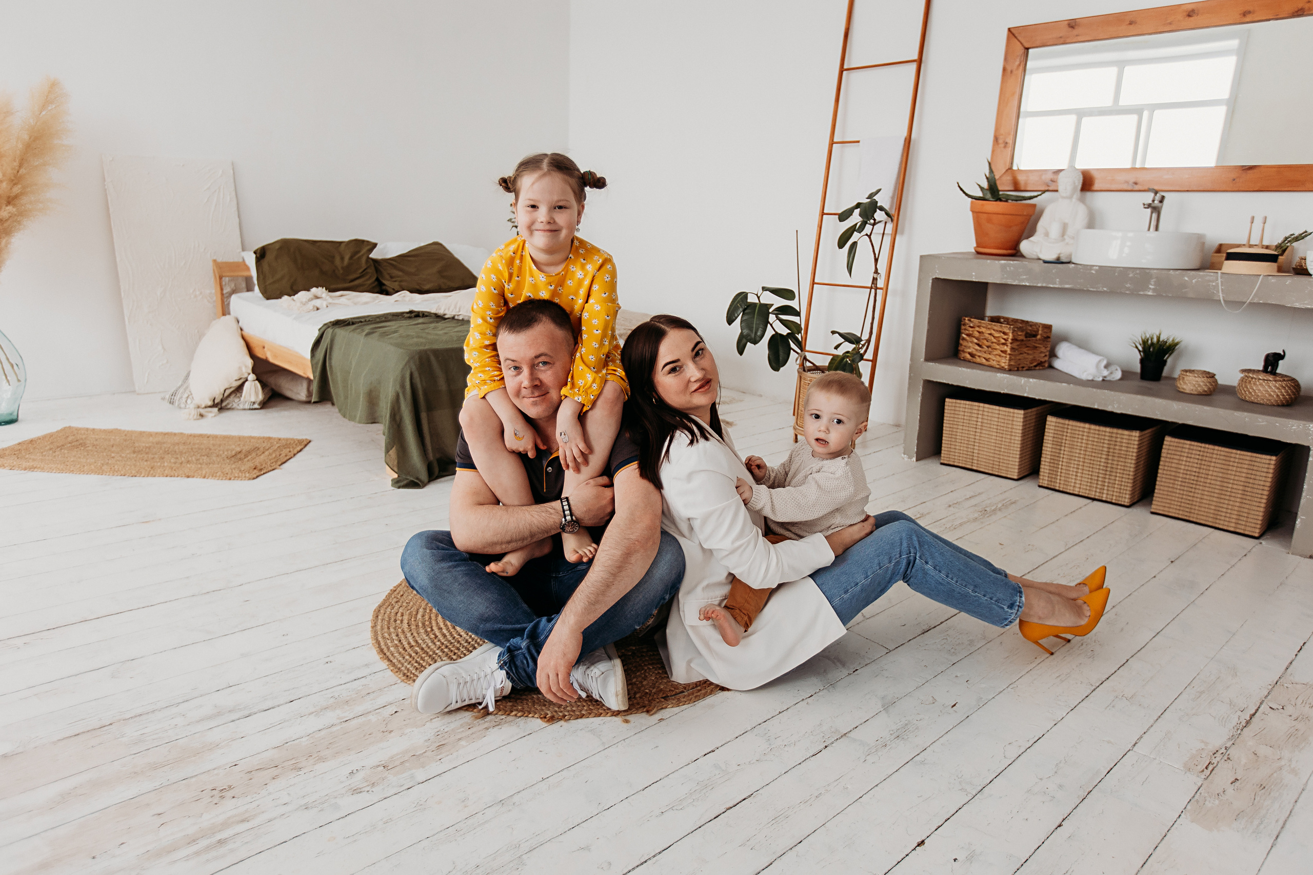 SVET. Семейный фотограф Тюмень, фотограф на роды Салмина Мария