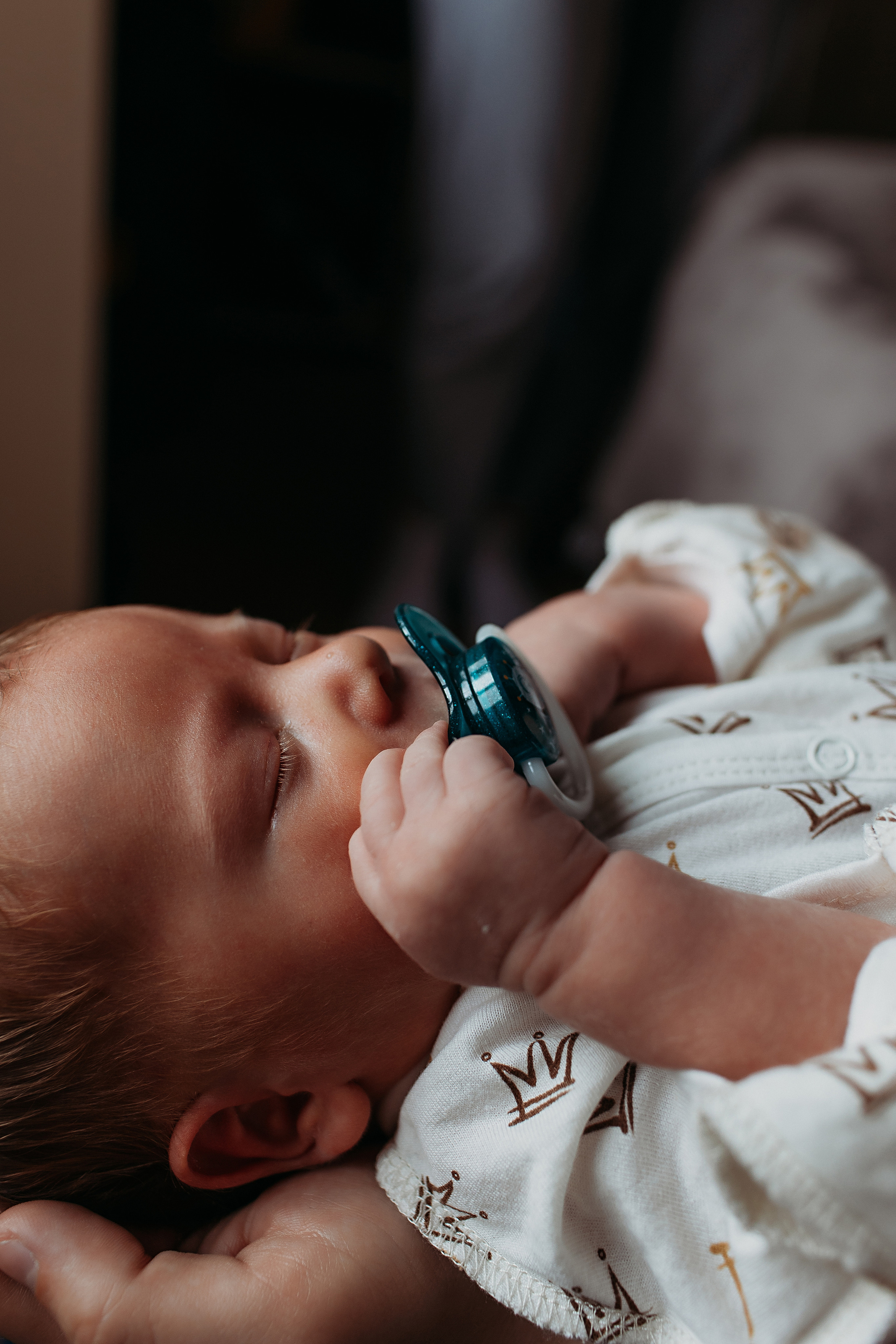 Новорожденный. Семейный фотограф Тюмень, фотограф на роды Салмина Мария