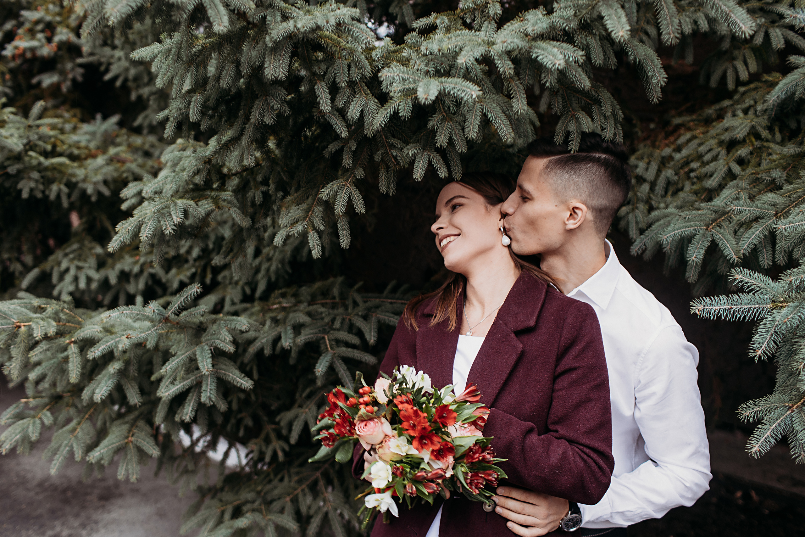 ЗАГС на Кирова. Семейный фотограф Тюмень, фотограф на роды Салмина Мария