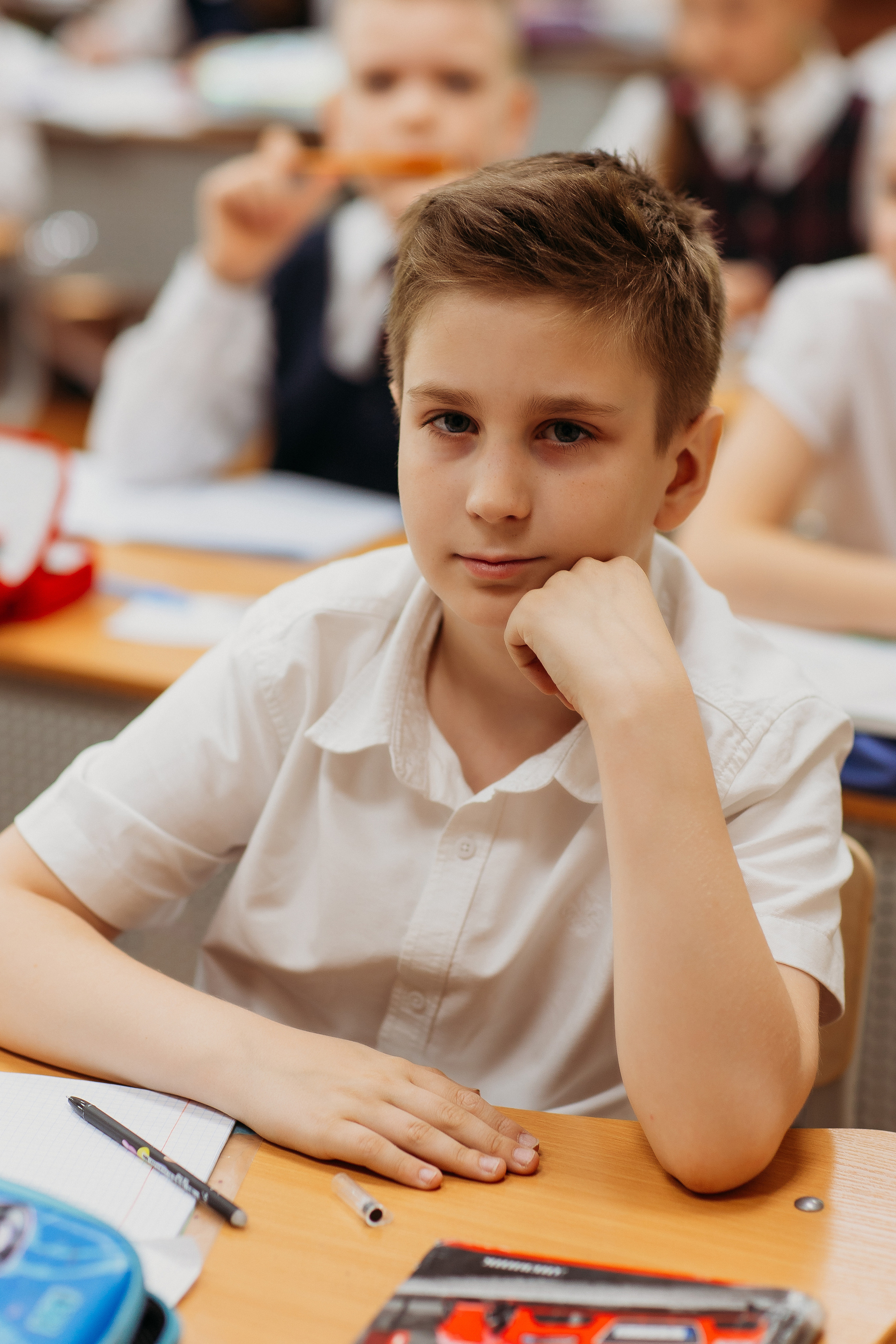 Школа 2 класс. Семейный фотограф Тюмень, фотограф на роды Салмина Мария