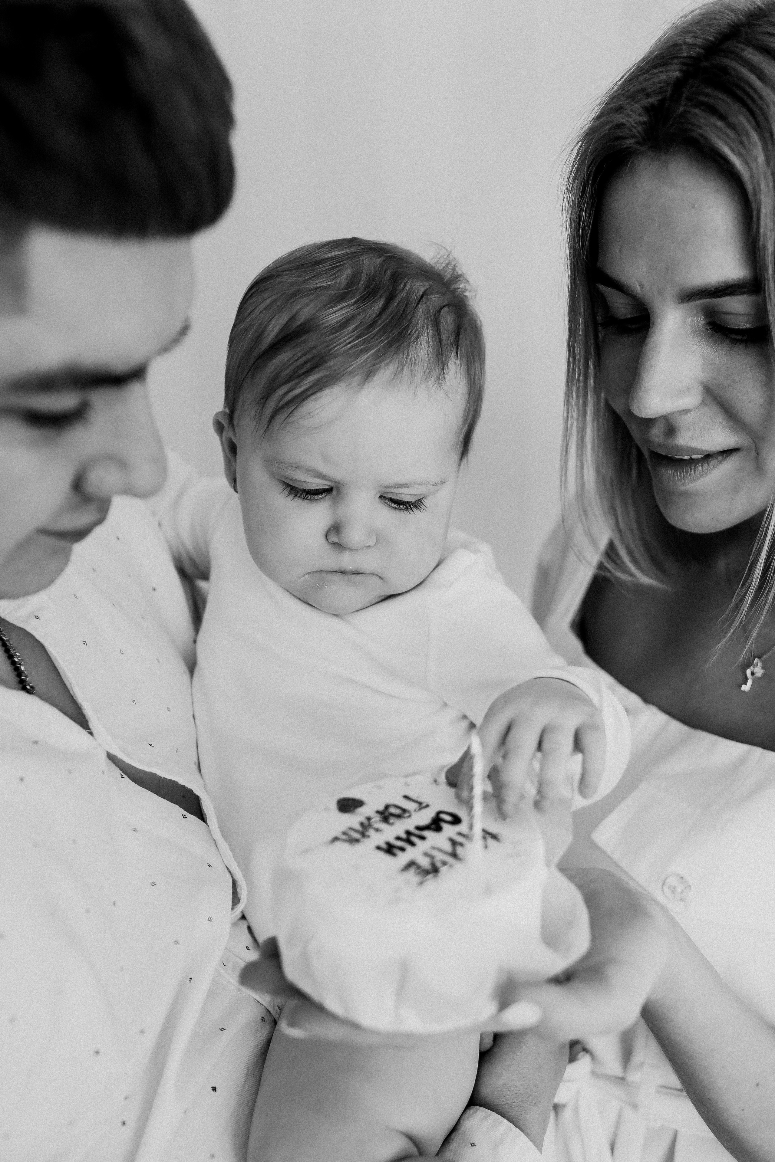 Годик. Семейный фотограф Тюмень, фотограф на роды Салмина Мария