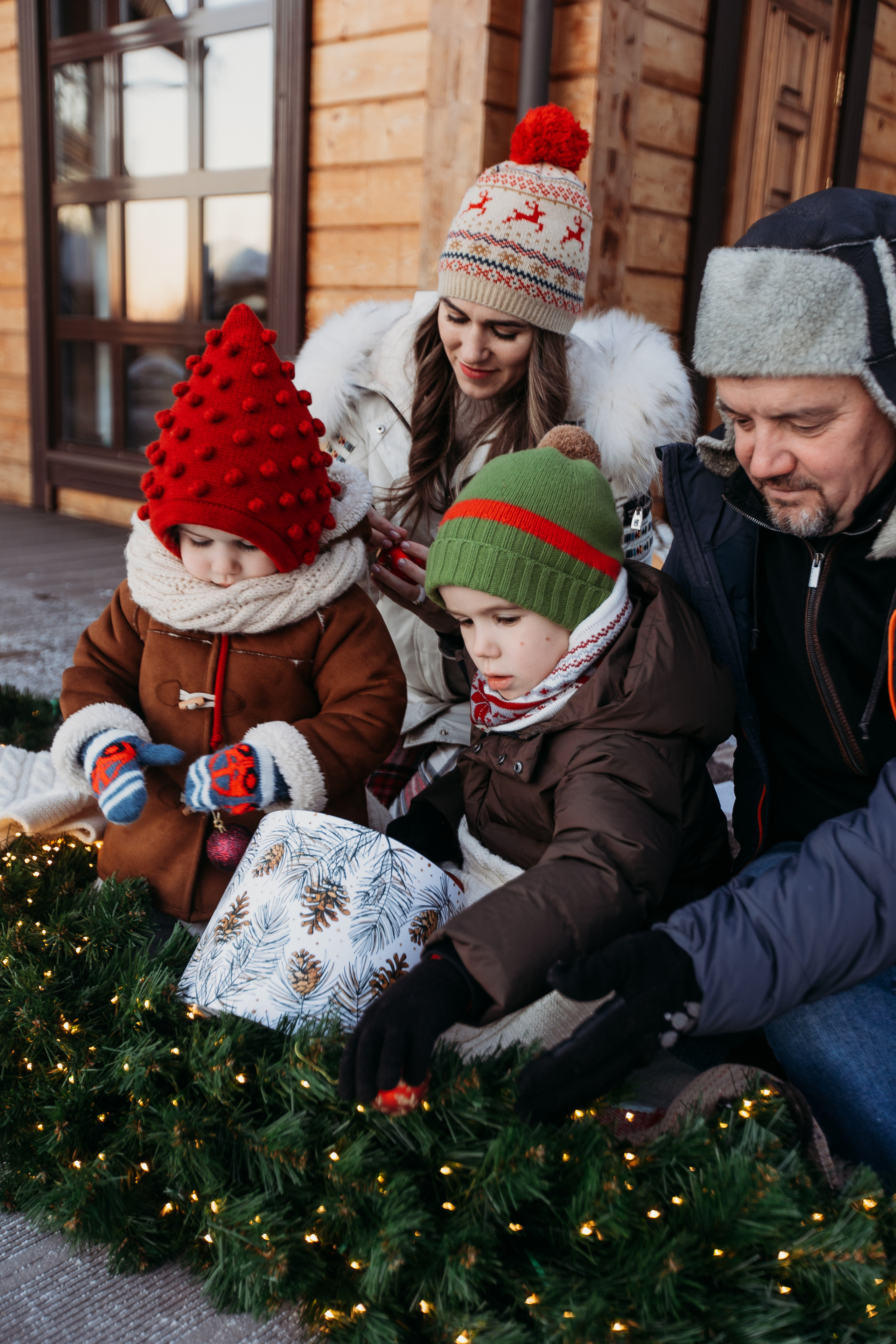 Тёплый новый год. Семейный фотограф Тюмень, фотограф на роды Салмина Мария
