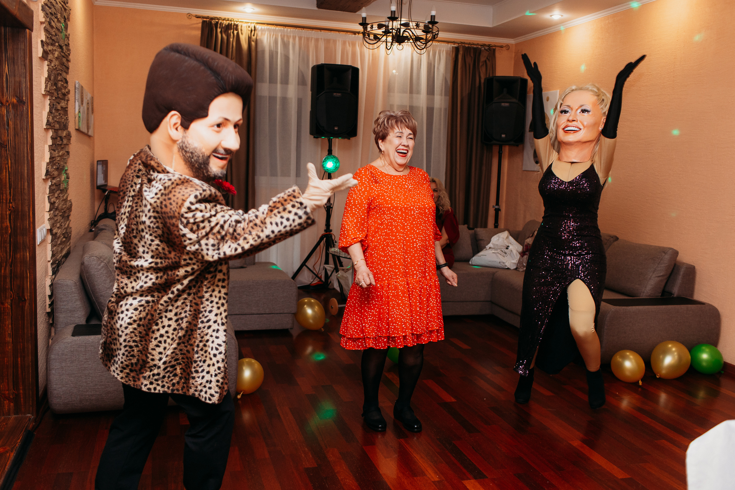 Банкет. Семейный фотограф Тюмень, фотограф на роды Салмина Мария