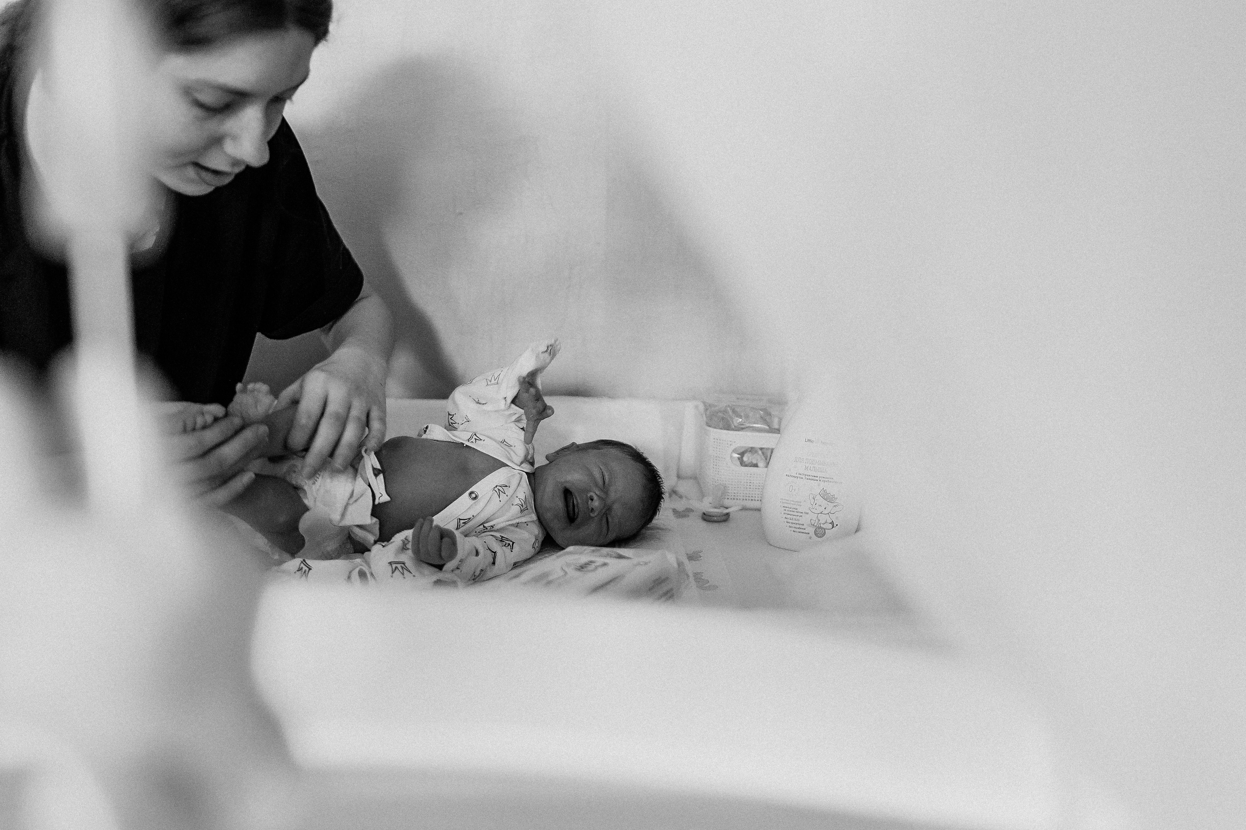 Новорожденный. Семейный фотограф Тюмень, фотограф на роды Салмина Мария