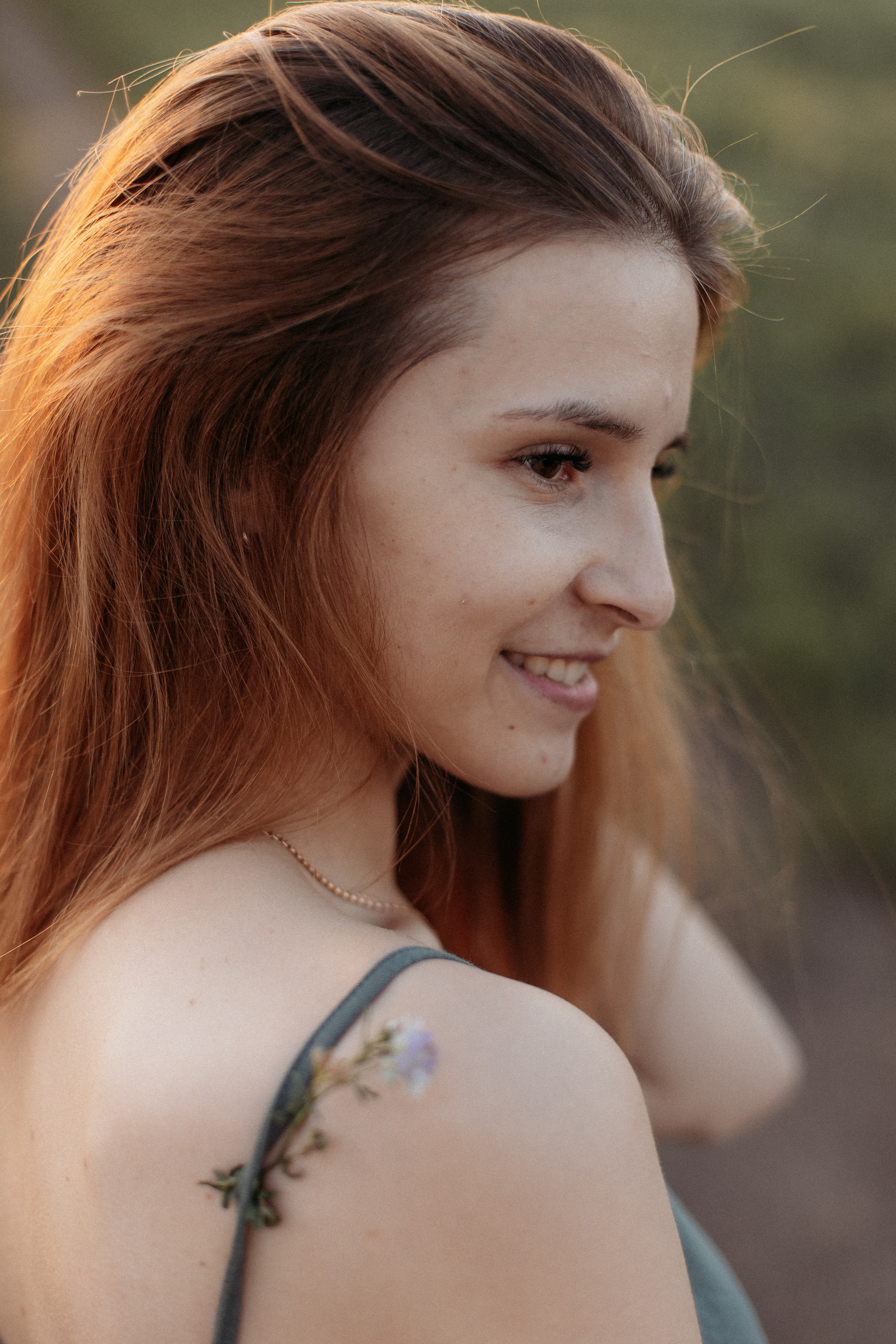 Поле. Семейный фотограф Тюмень, фотограф на роды Салмина Мария