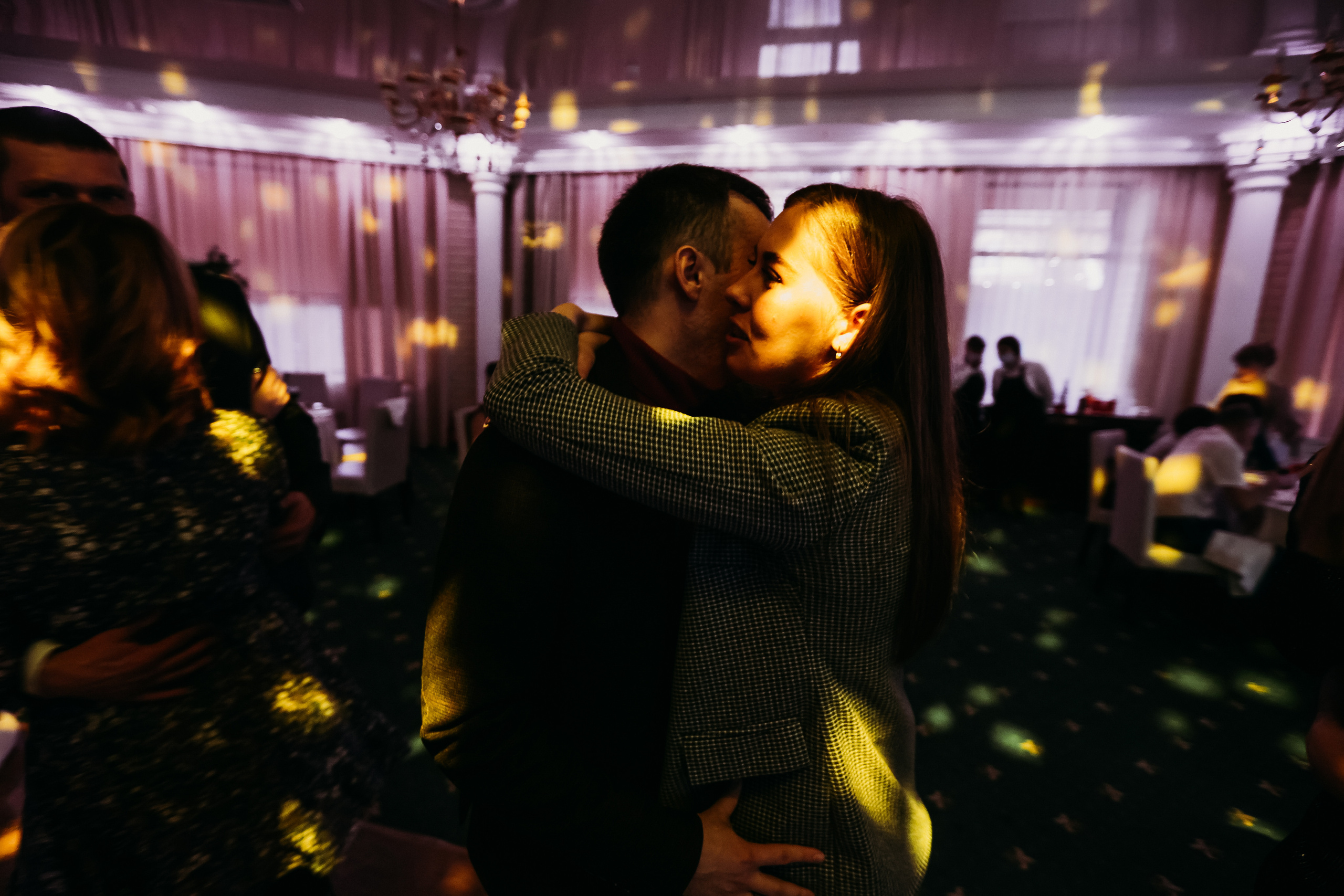 Банкет. Семейный фотограф Тюмень, фотограф на роды Салмина Мария