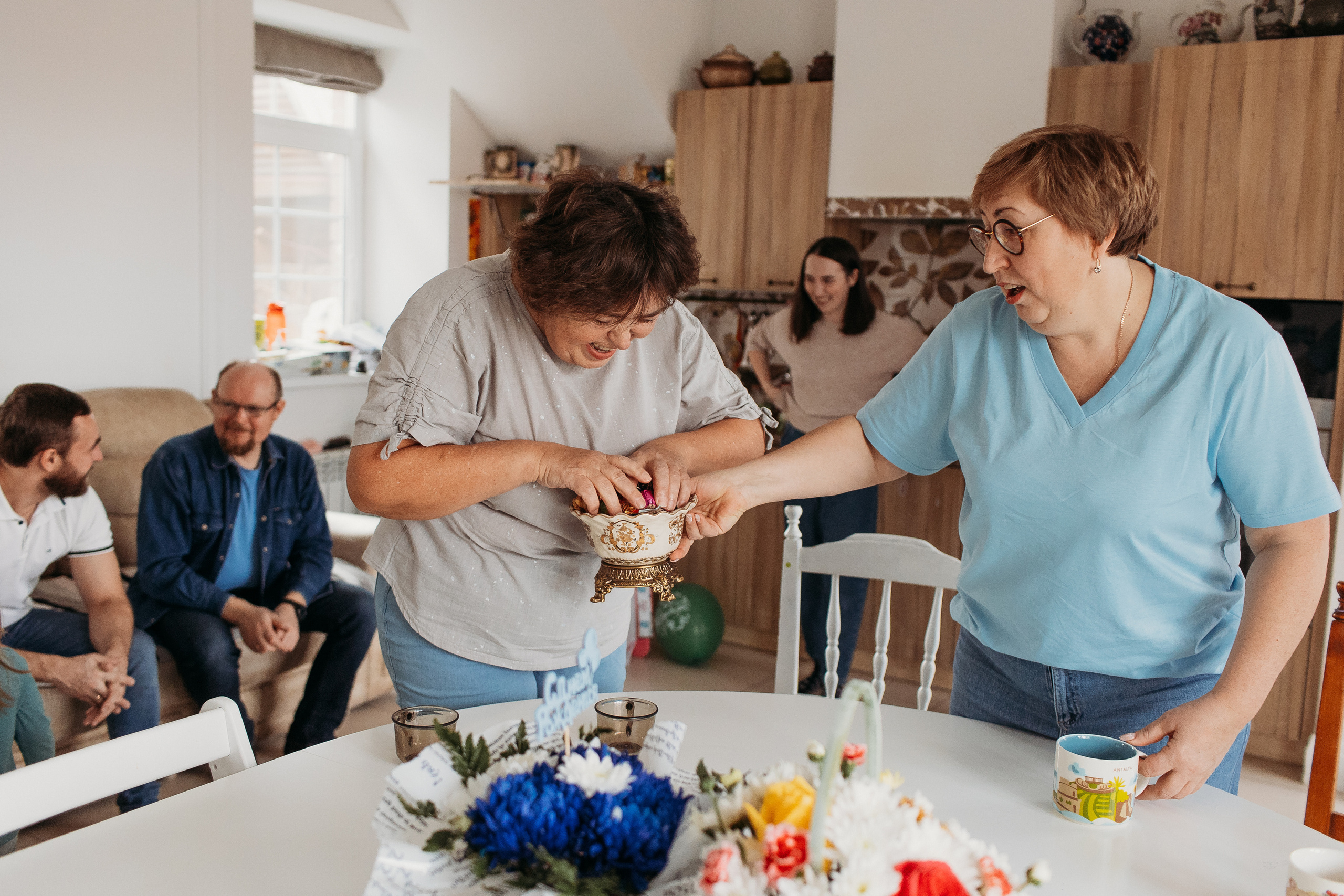 Большая семья. Семейный фотограф Тюмень, фотограф на роды Салмина Мария