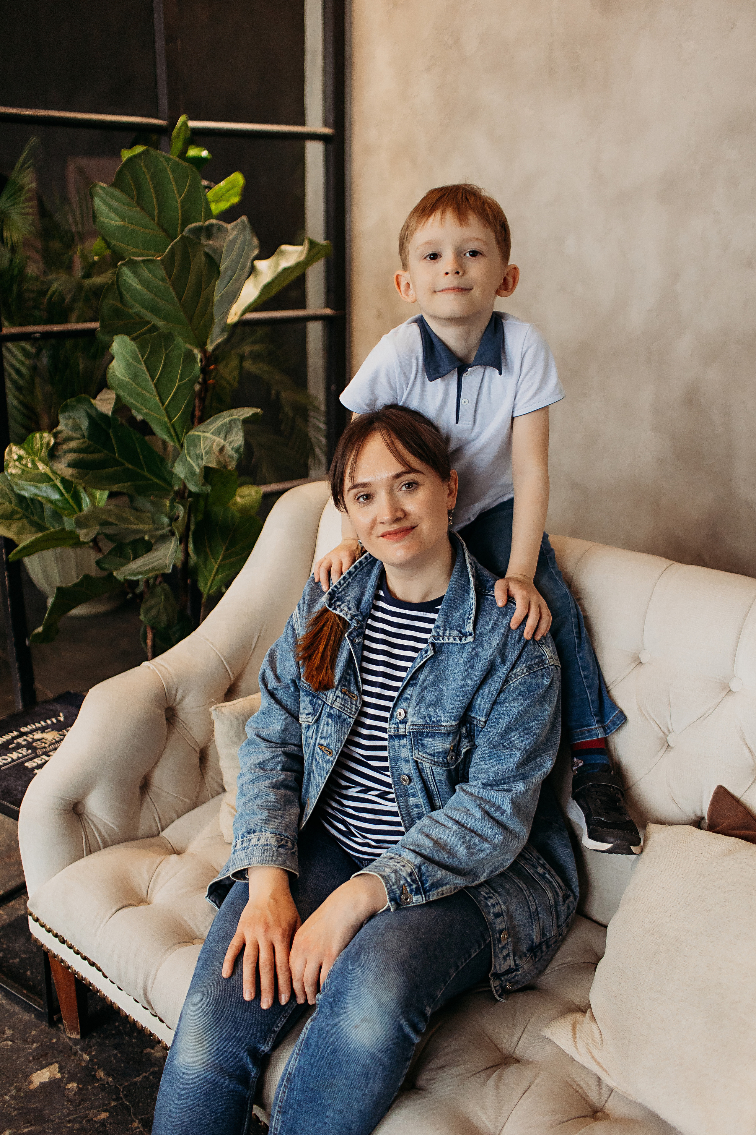 Лофт пространство Наше место. Семейный фотограф Тюмень, фотограф на роды Салмина Мария